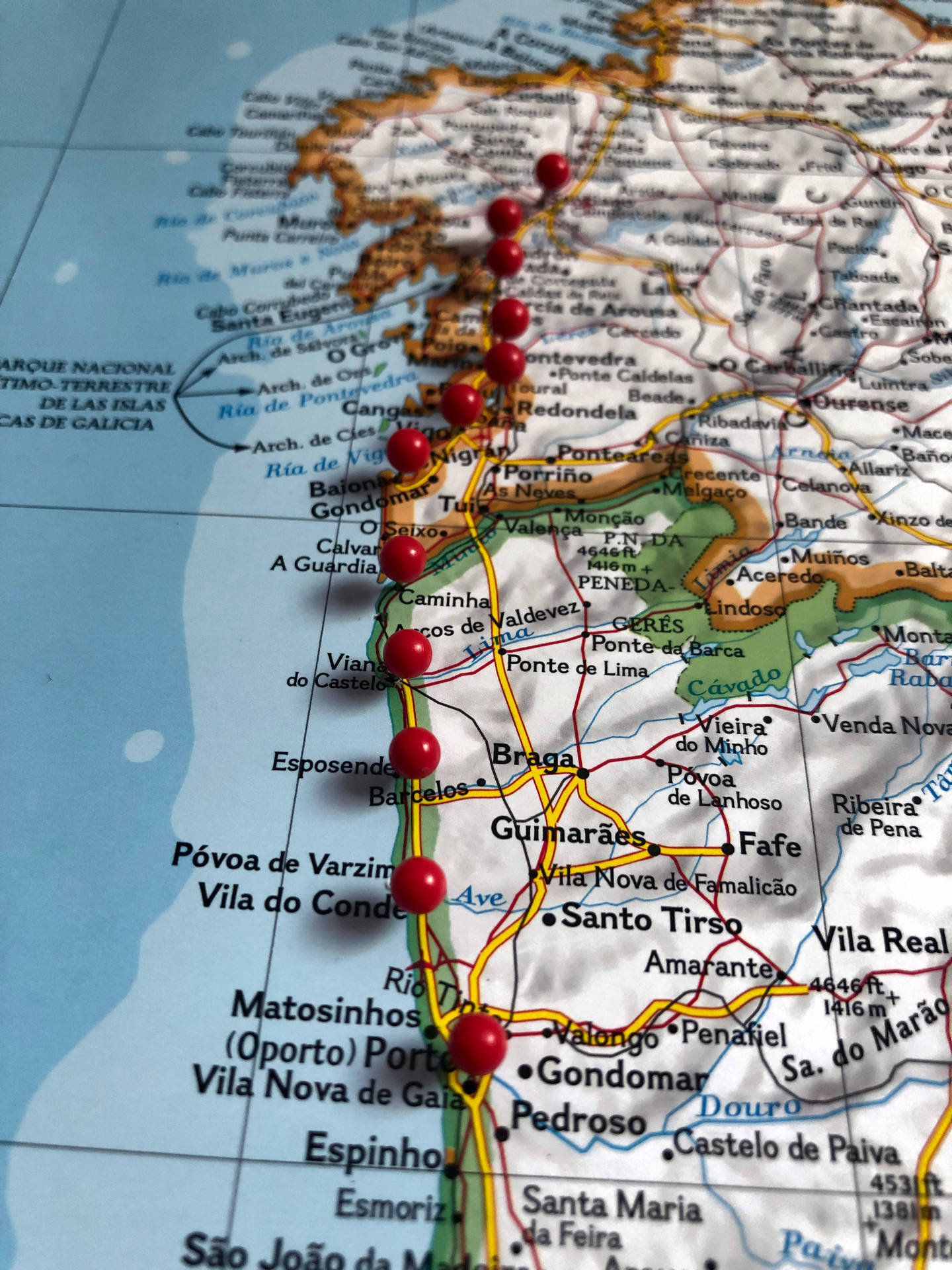 Topografisk kort over Portugal tapet Wallpaper