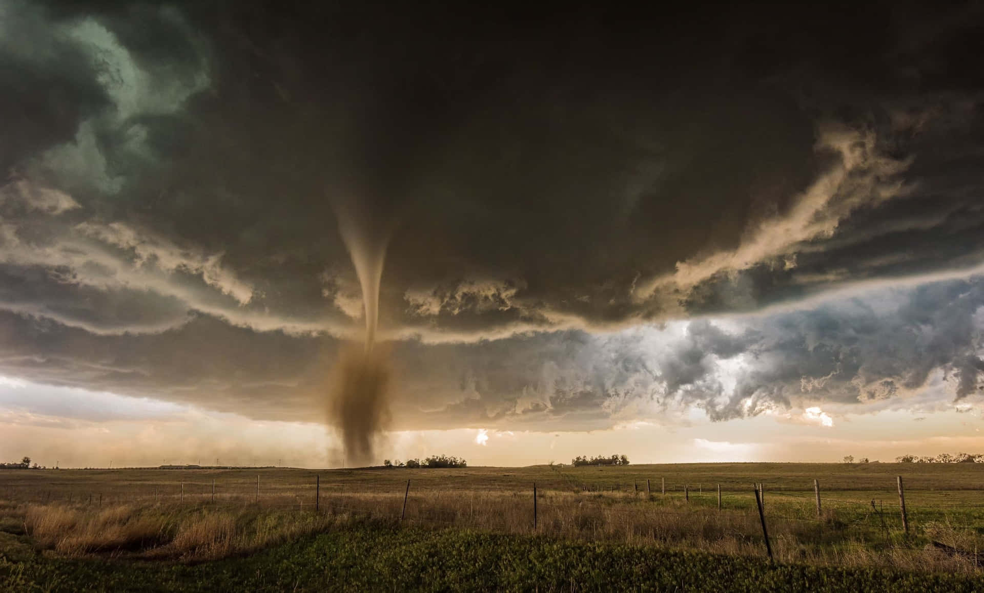 Tornado Pictures
