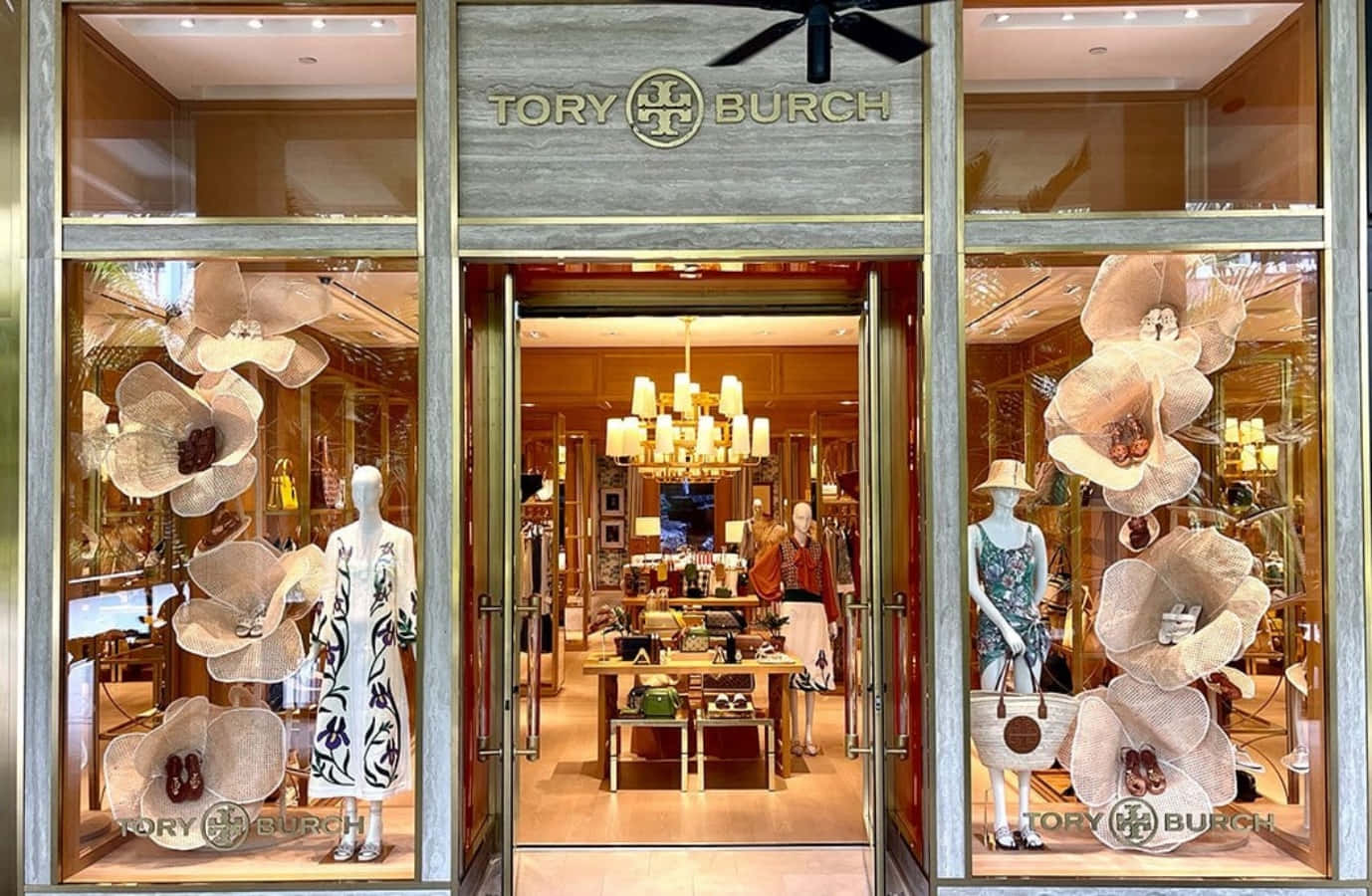 Tory Burch - Timeless American Style