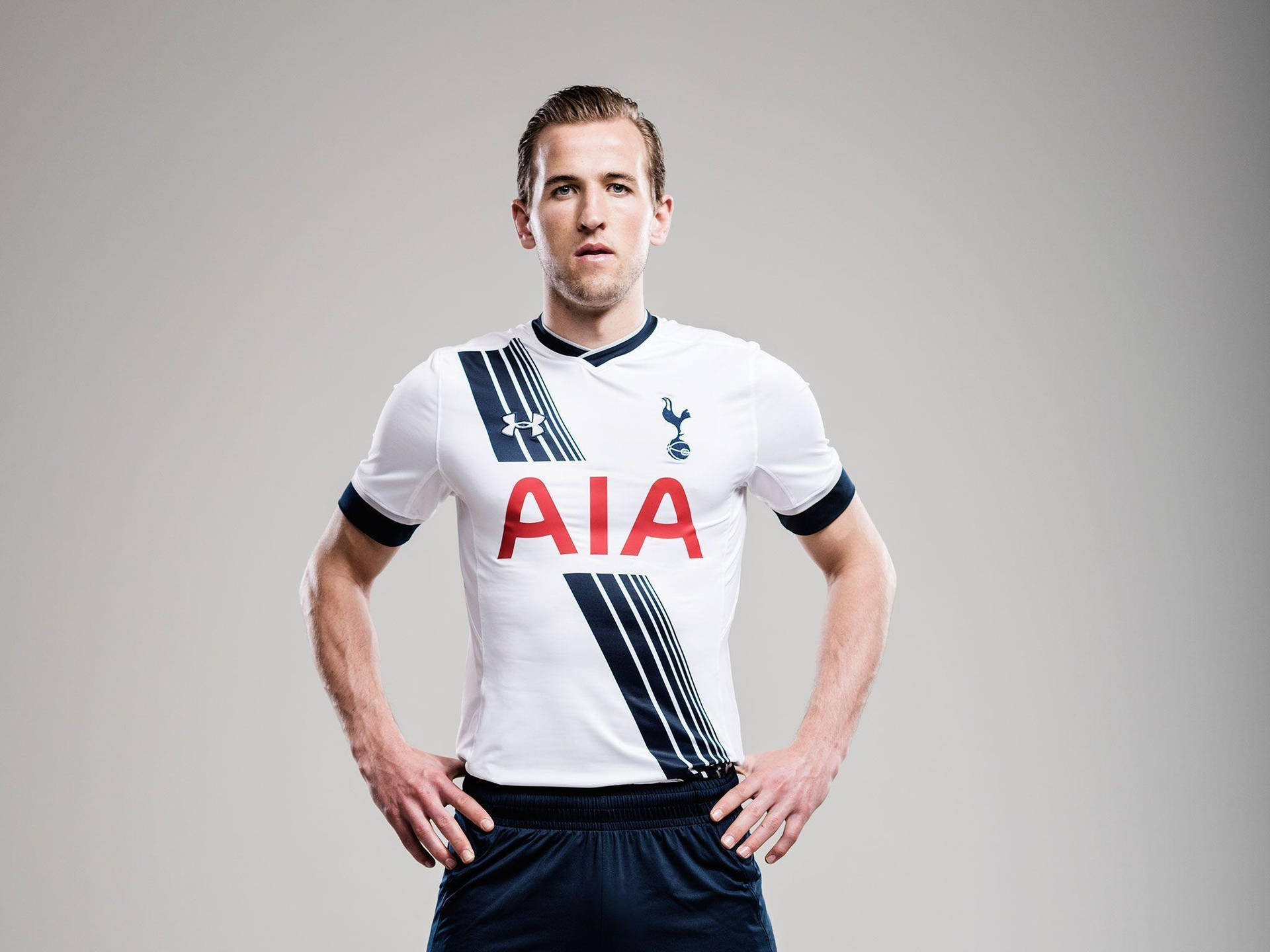 Tottenham Hotspur Harry Kane Photoshoot Wallpaper