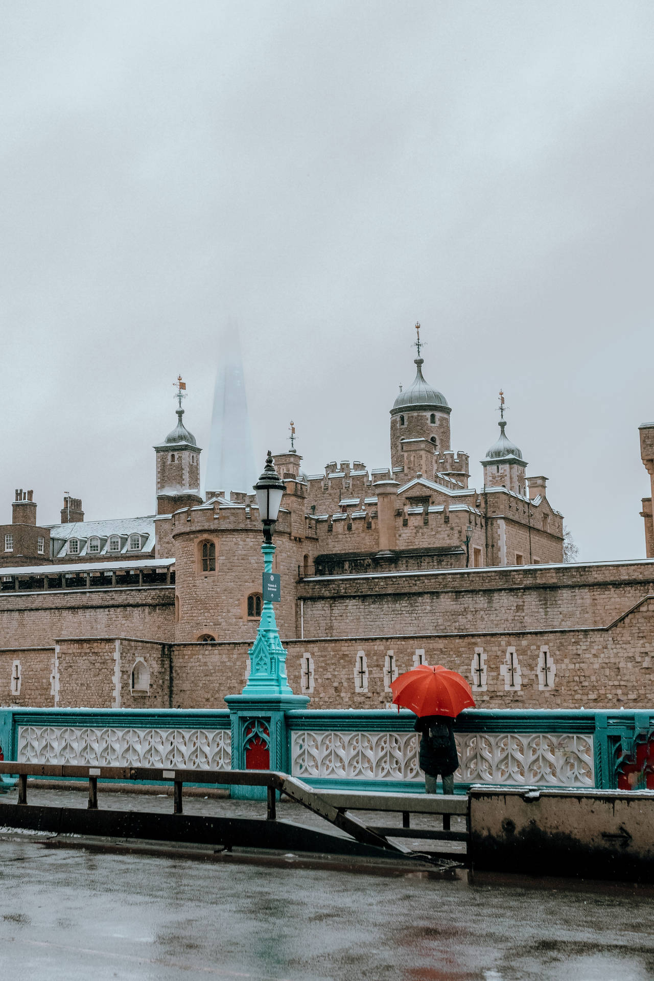 Tower Of London Across River Wallpaper