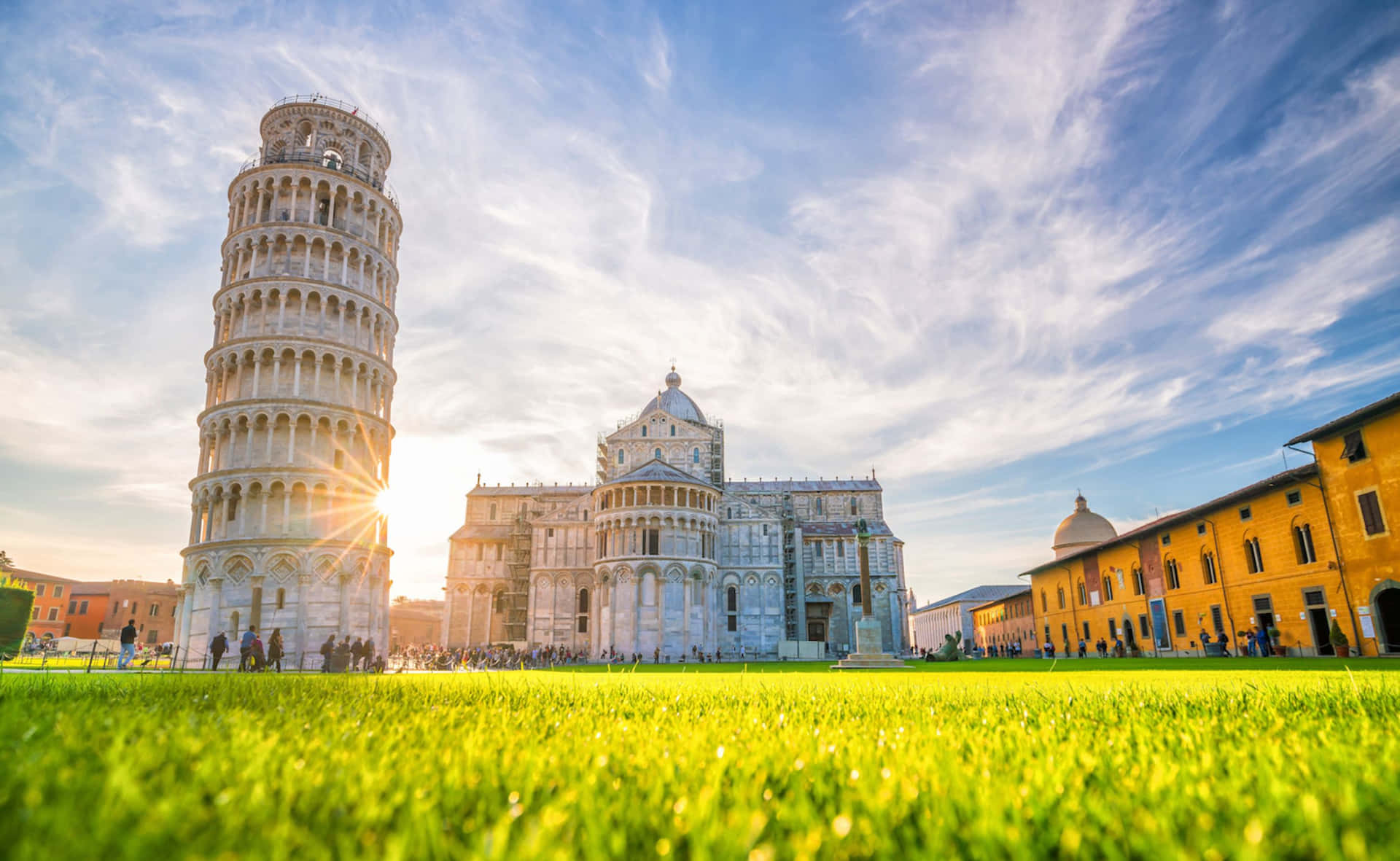 Tower Of Pisa Sunburst Photography Wallpaper