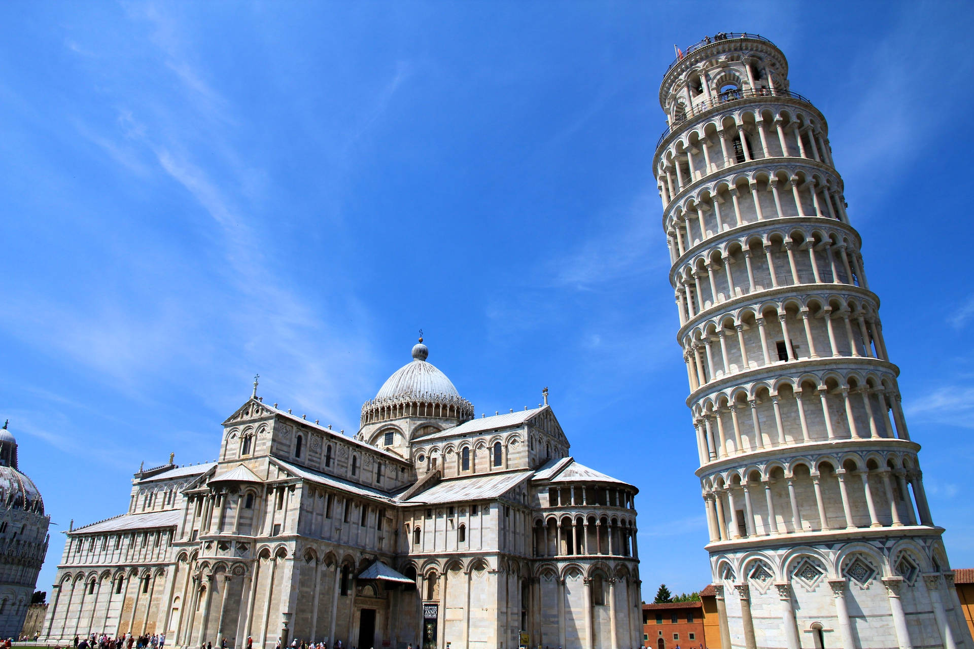 Tower Of Pisa With The Cathedral Wallpaper