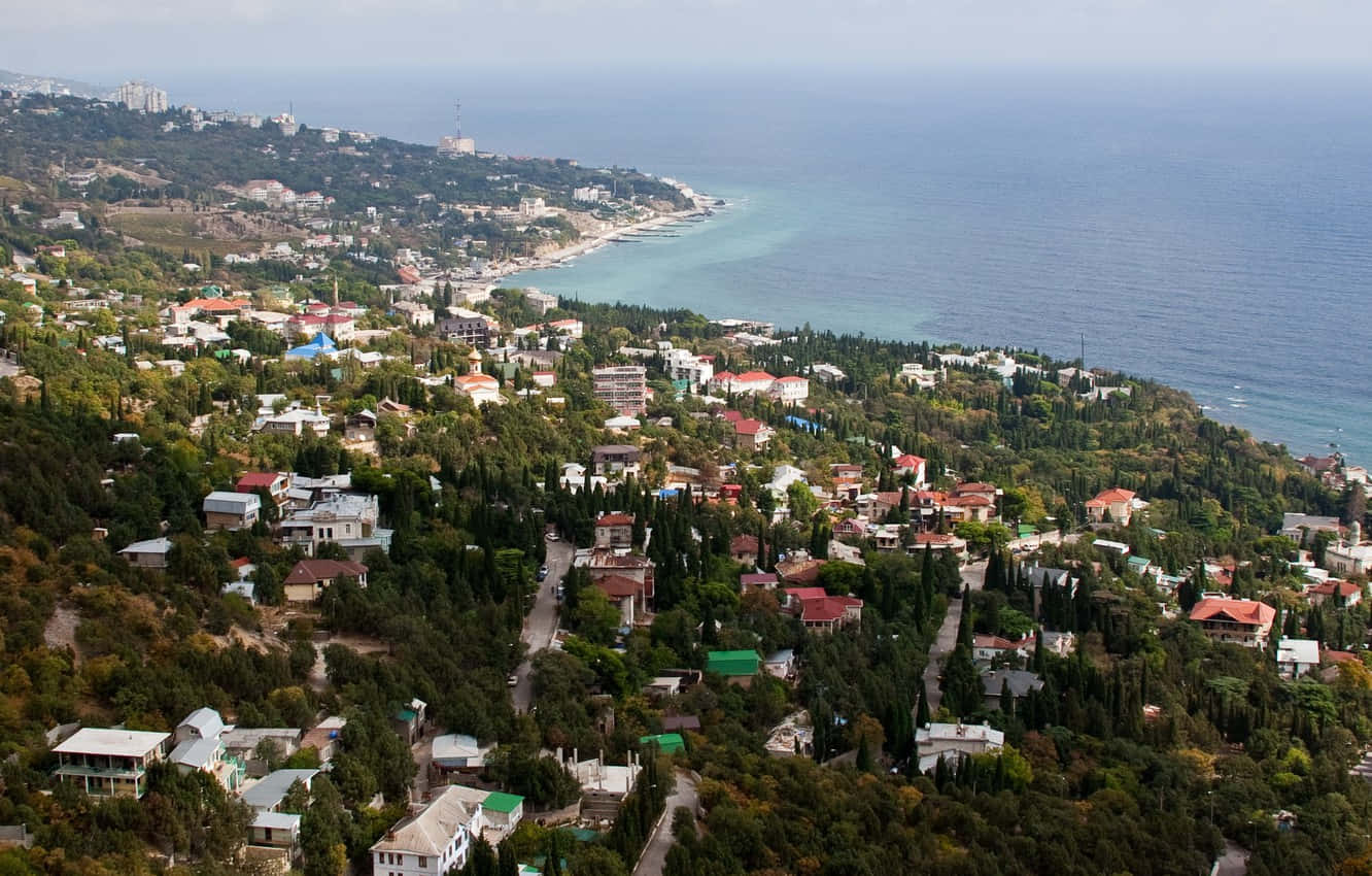 Town Of Yalta And The Black Sea Wallpaper