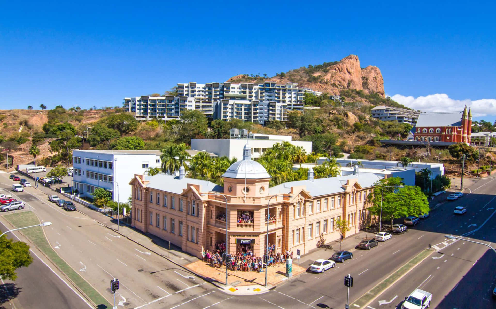 Townsville Castle Hilland Heritage Building Aerial View Wallpaper