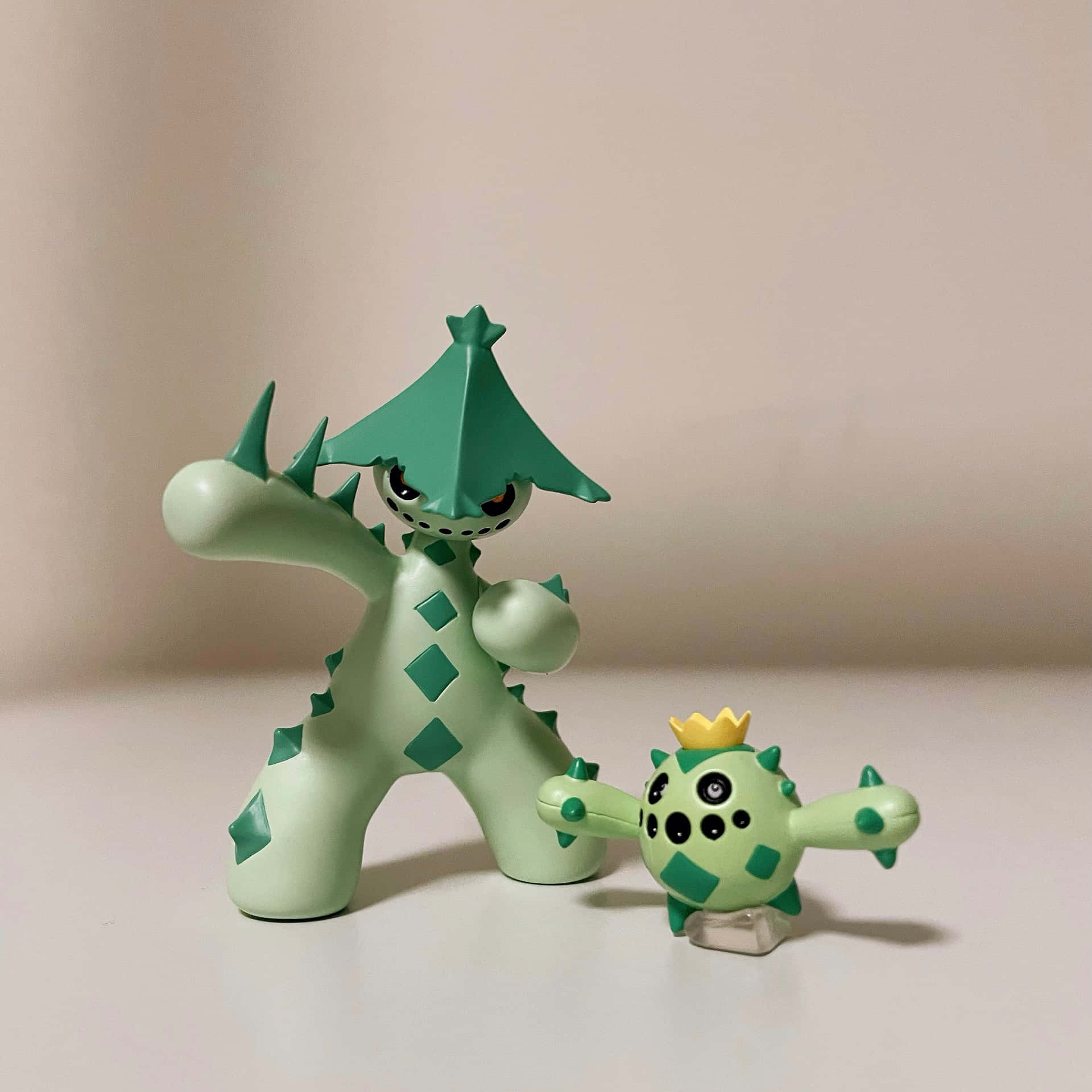 Toy Figures Of Cacturne And Cacnea Wallpaper