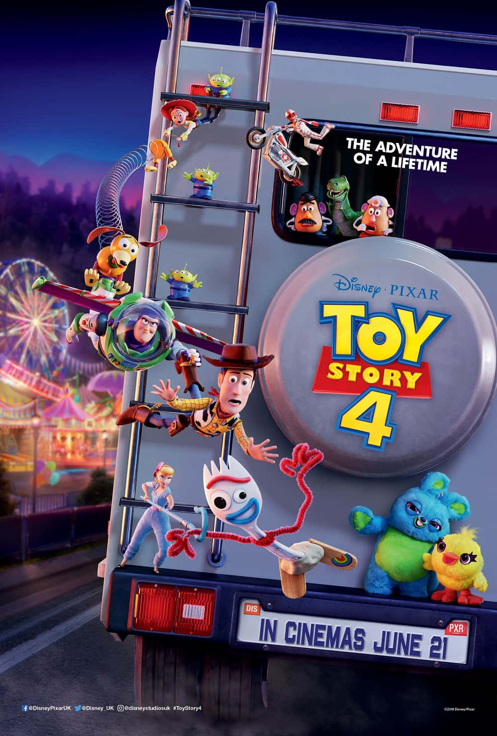 Versammelteuch Um Das Lagerfeuer Und Genießt Spannende Abenteuer Mit Woody, Buzz Lightyear Und Dem Rest Der Spielzeuge.