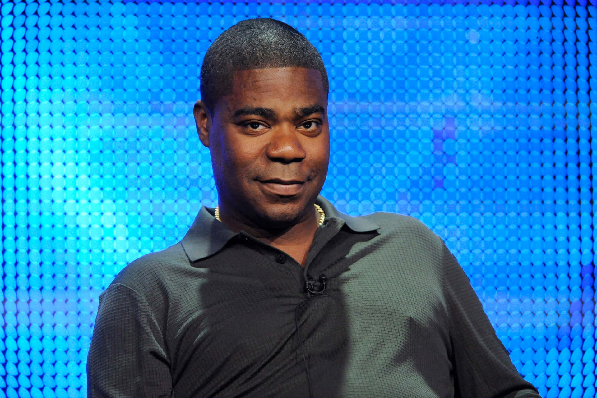 Tracy Morgan Smiling at an Event Wallpaper