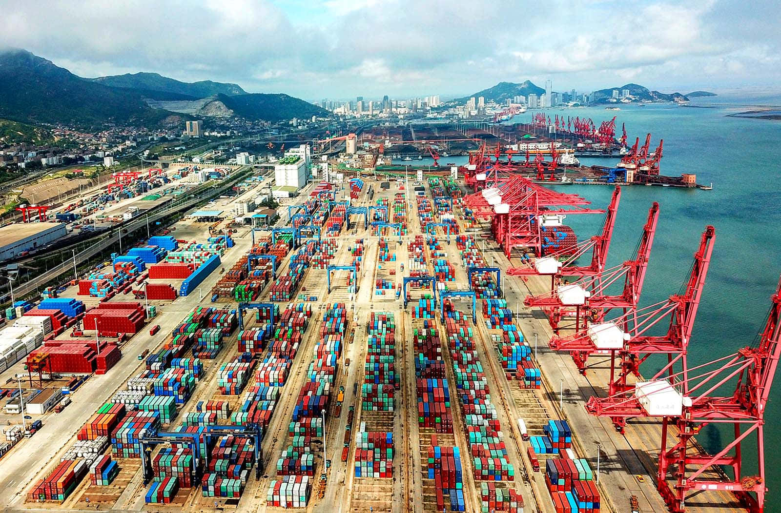 Enstor Containerhamn Med Många Containrar