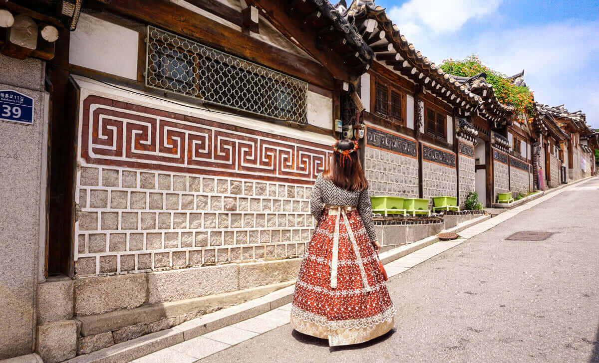 Traditional Hanbok Bukchon Hanok Village Seoul Wallpaper