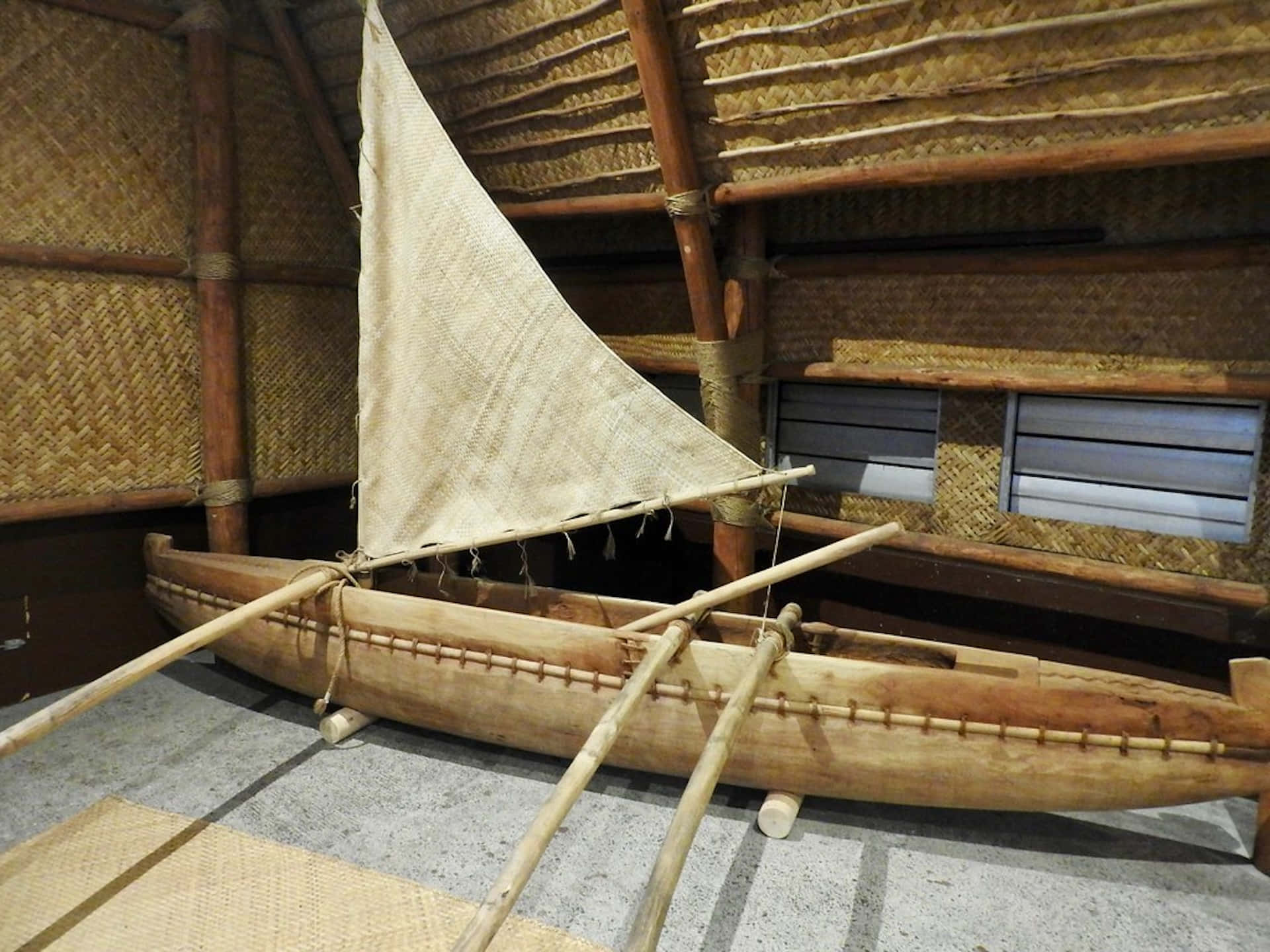 Exposition De Canoë Polynésien Traditionnel Fond d'écran