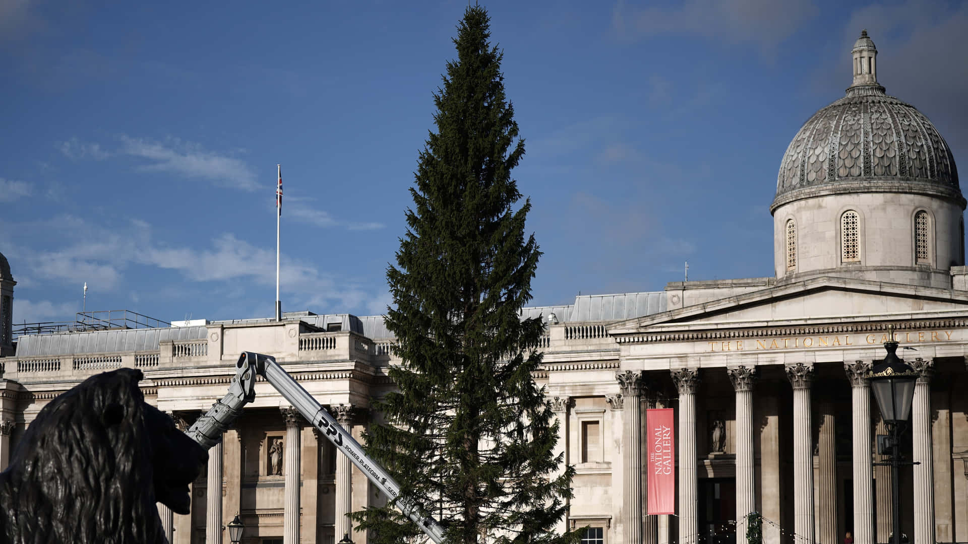 Trafalgar Square Iconic Christmas Tree Background
