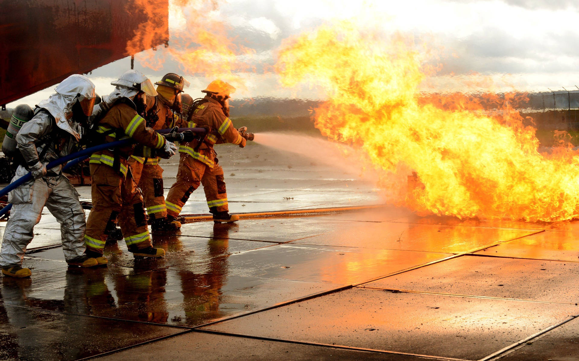 Training Of Firefighters Wallpaper