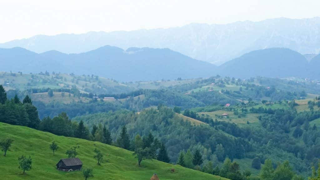 Transbucegi Mountain Pass Romania Sfondo