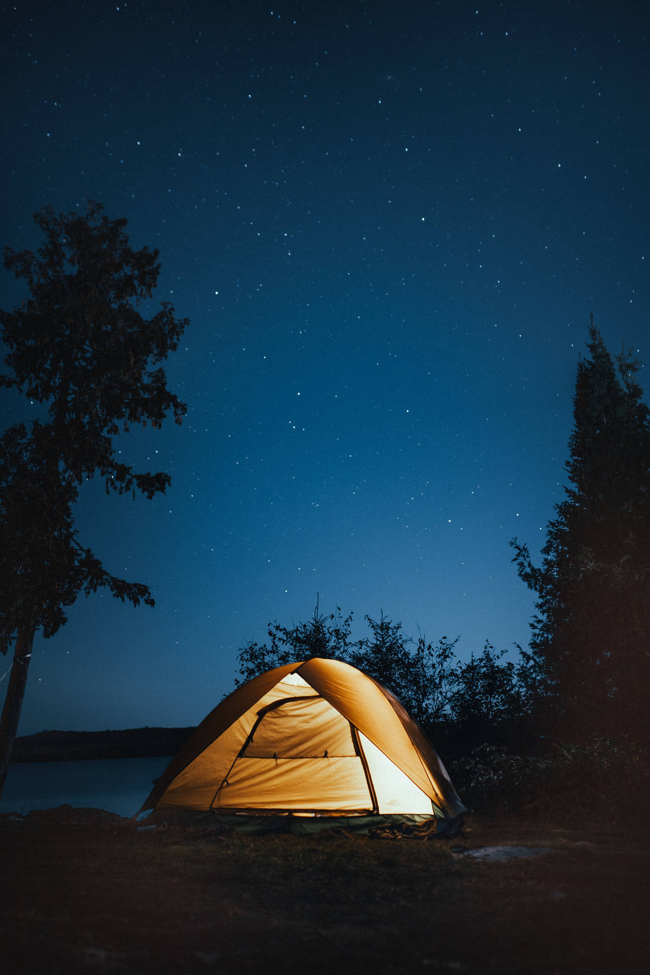 Travel 4k Night Camping Wallpaper