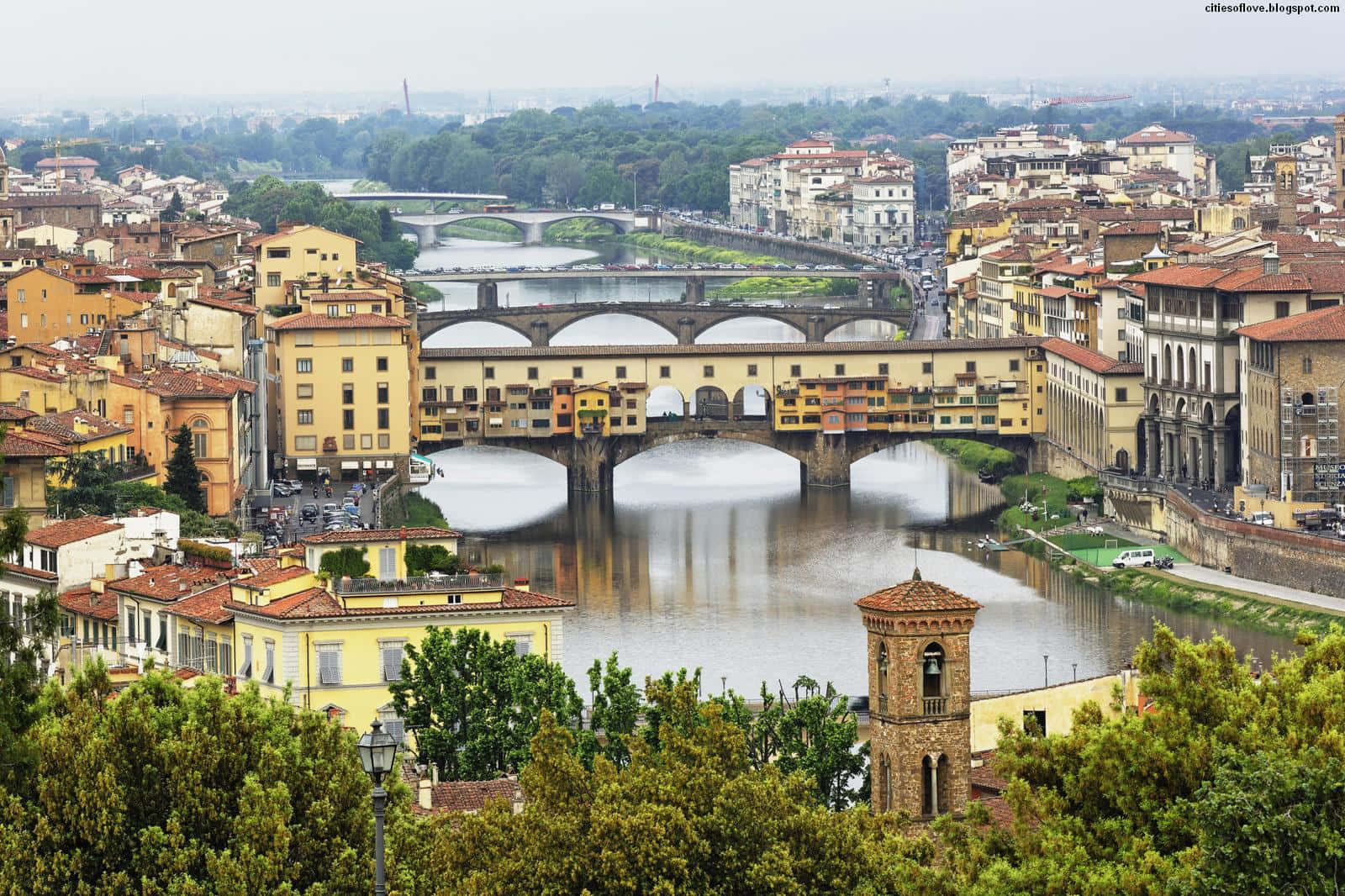 Tesoridella Toscana: Ponte Vecchio Sfondo