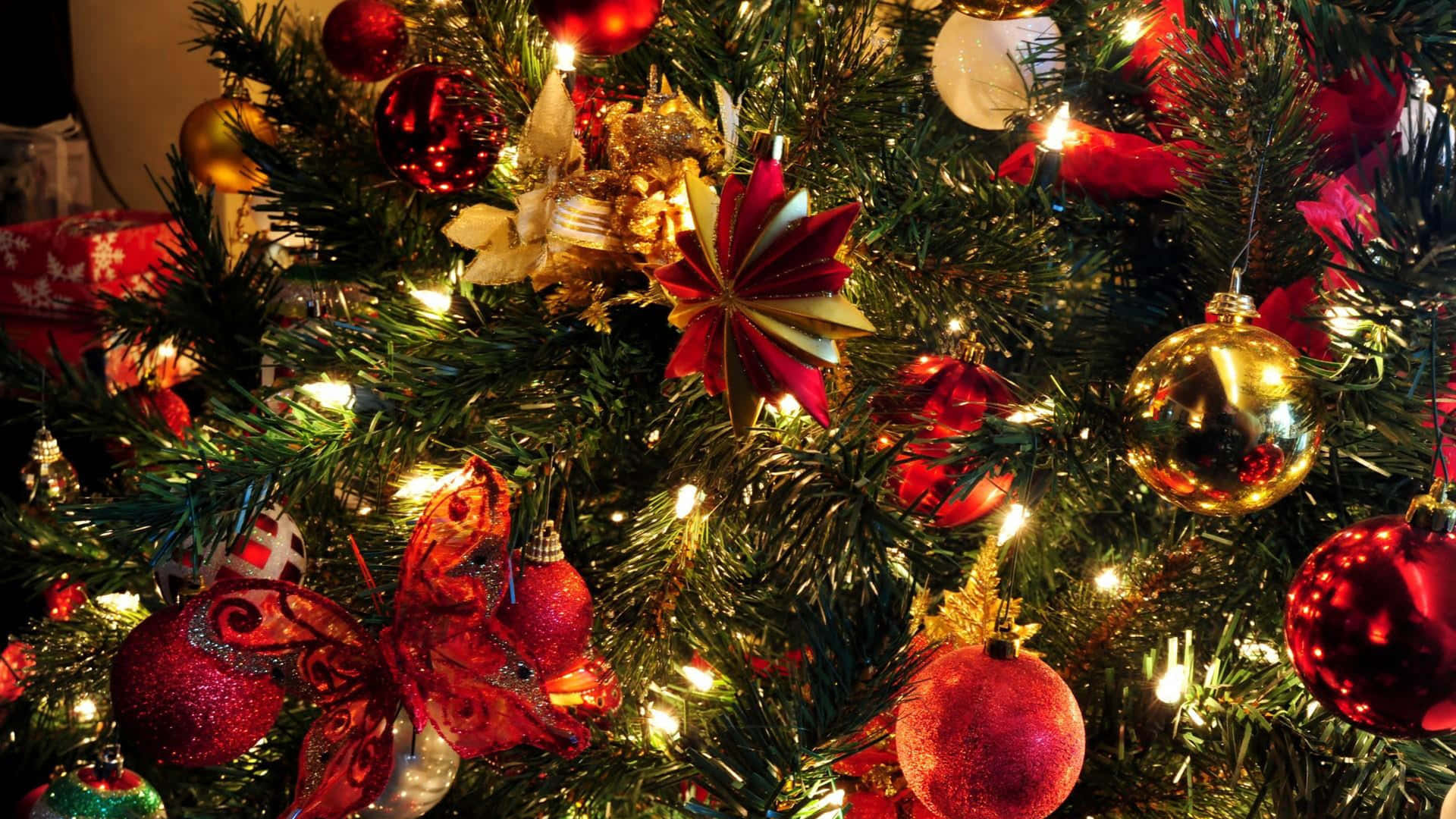 Tree Ornaments High Resolution Christmas Desktop Wallpaper