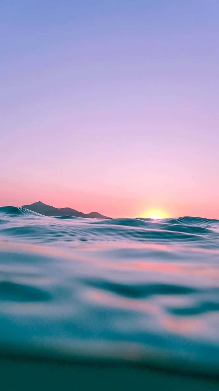 Ocean Waves Trendy Summer Iphone Wallpaper