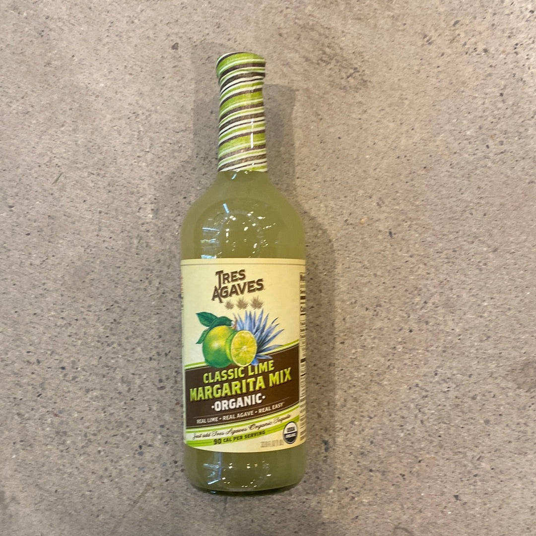 Tres Agaves' refreshing Classic Lime Margarita Mix Wallpaper