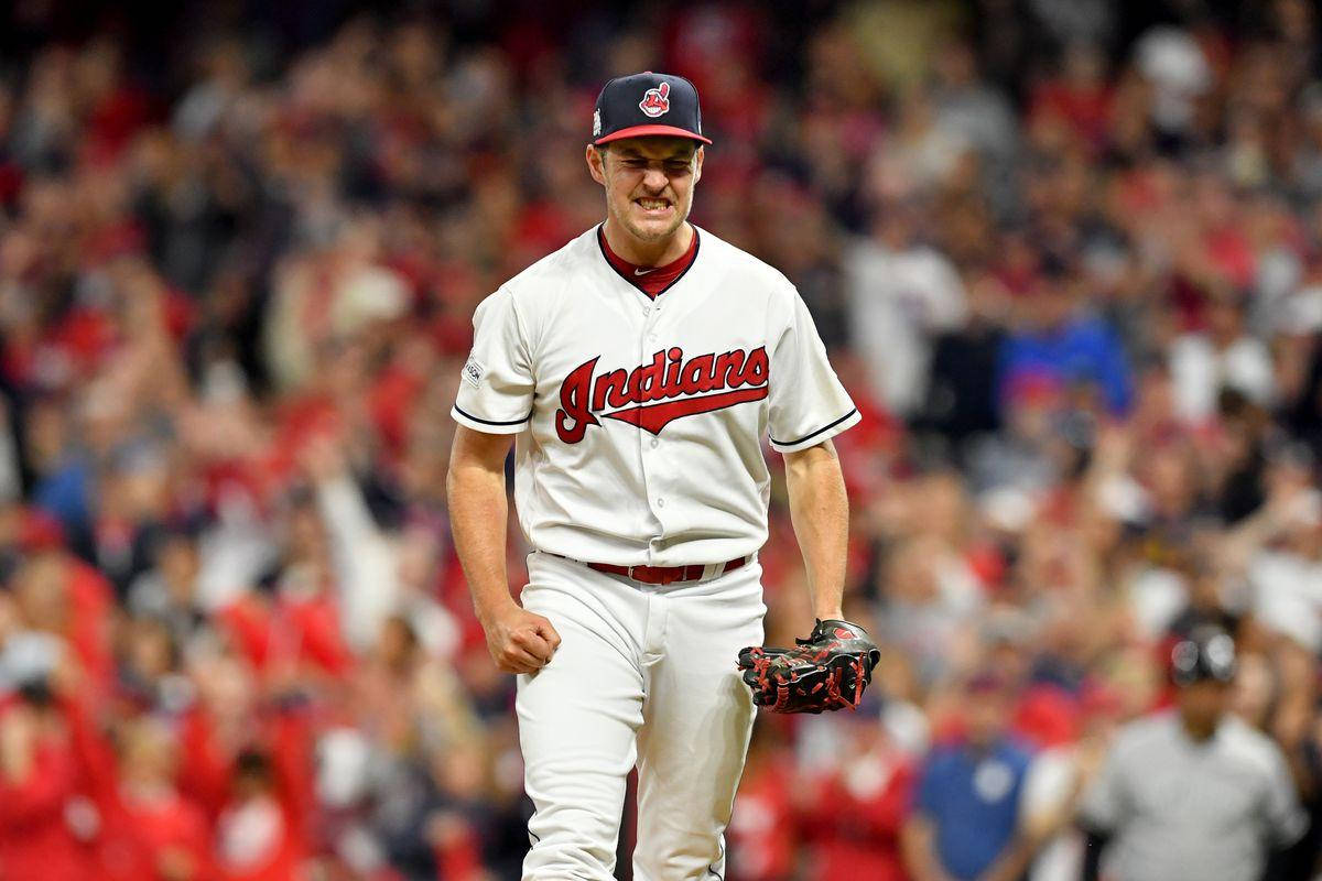 Trevor Bauer Gritting Teeth In Front Of Crowd Wallpaper