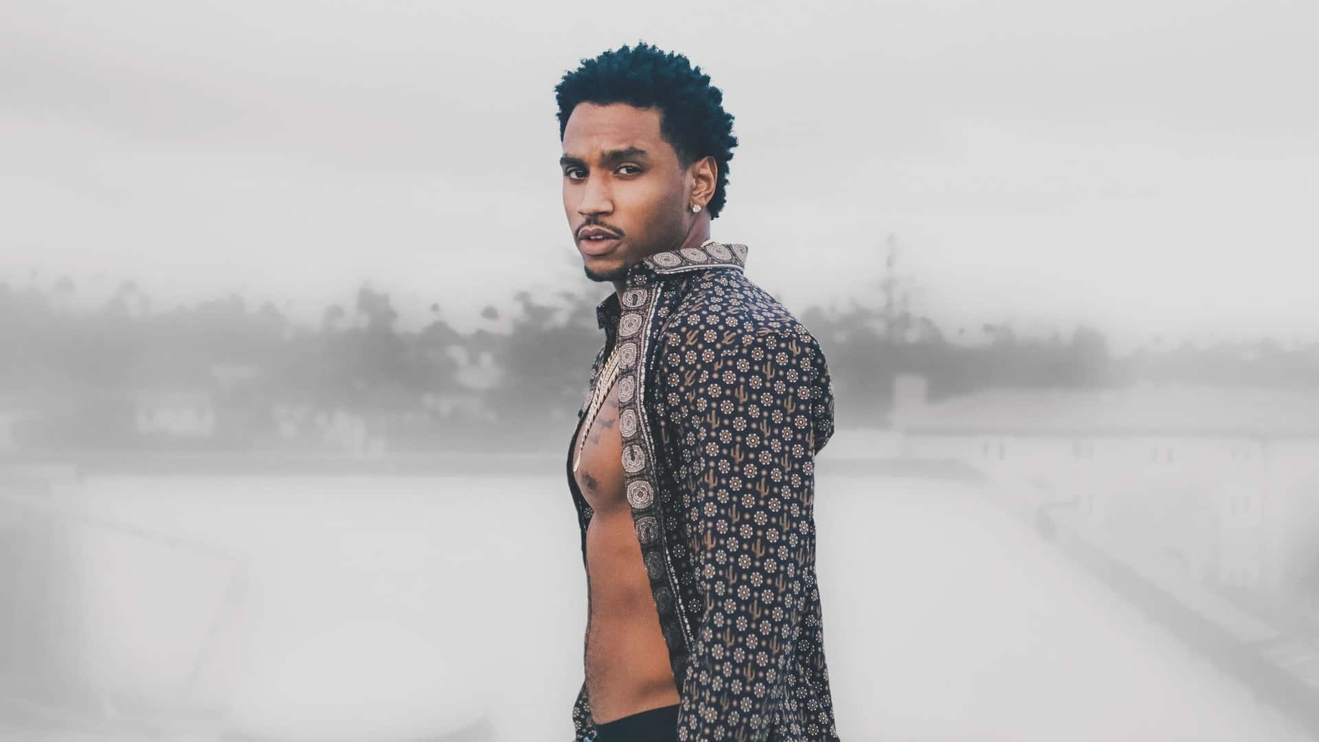 Trey Songz serving up his unique style of R&B Wallpaper
