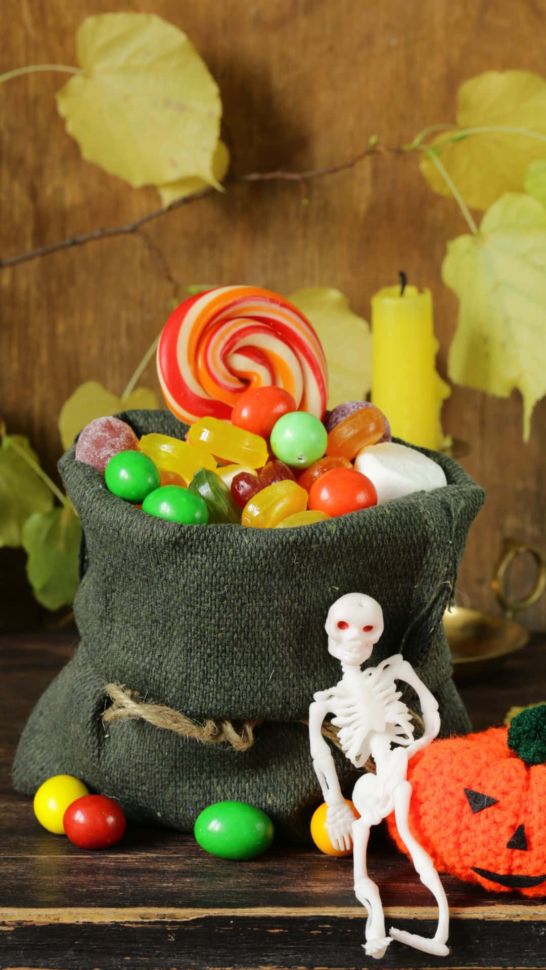 Get ready for a spooktacular night of trick-or-treating with these creative and colorful treat bags! Wallpaper