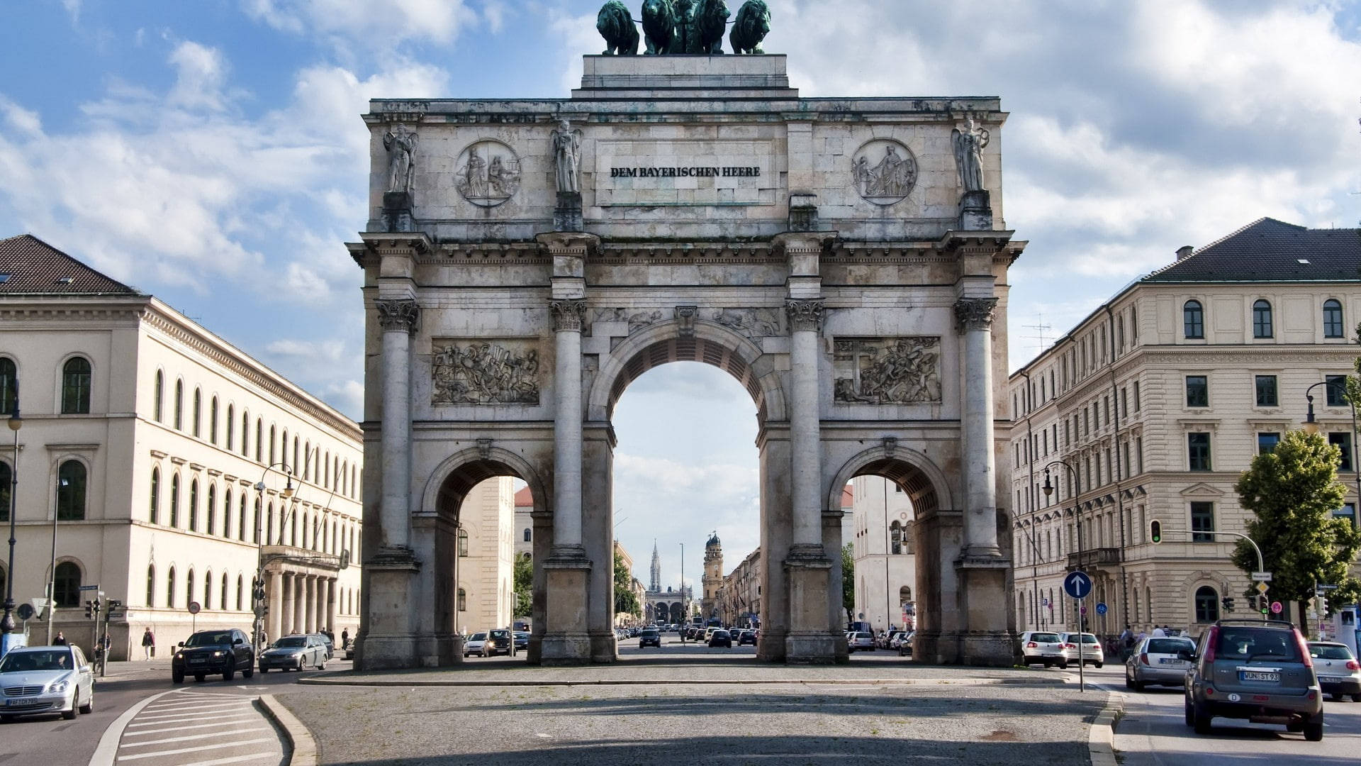 Triumphal Arch In Munich Picture