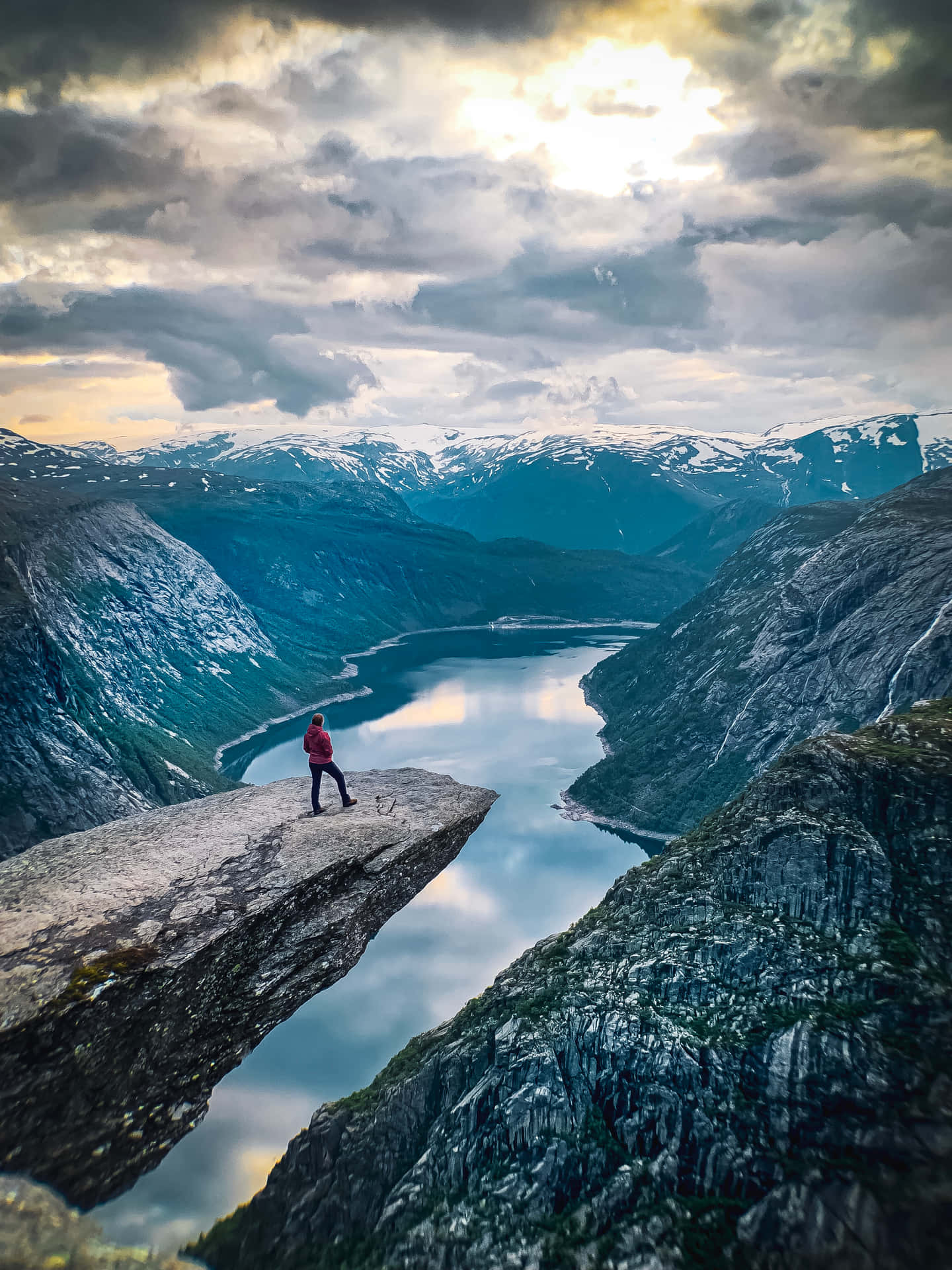 Trolltunga Scenery In Norway Wallpaper