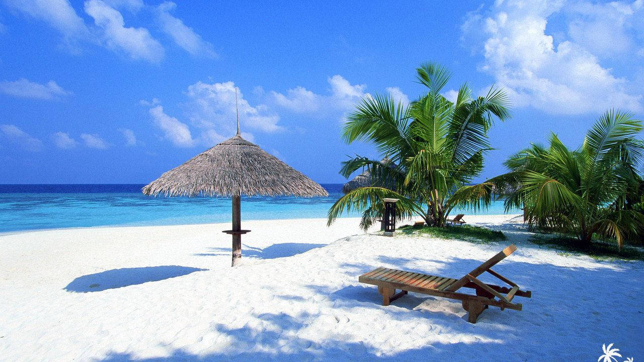 Tropical Beach Desktop