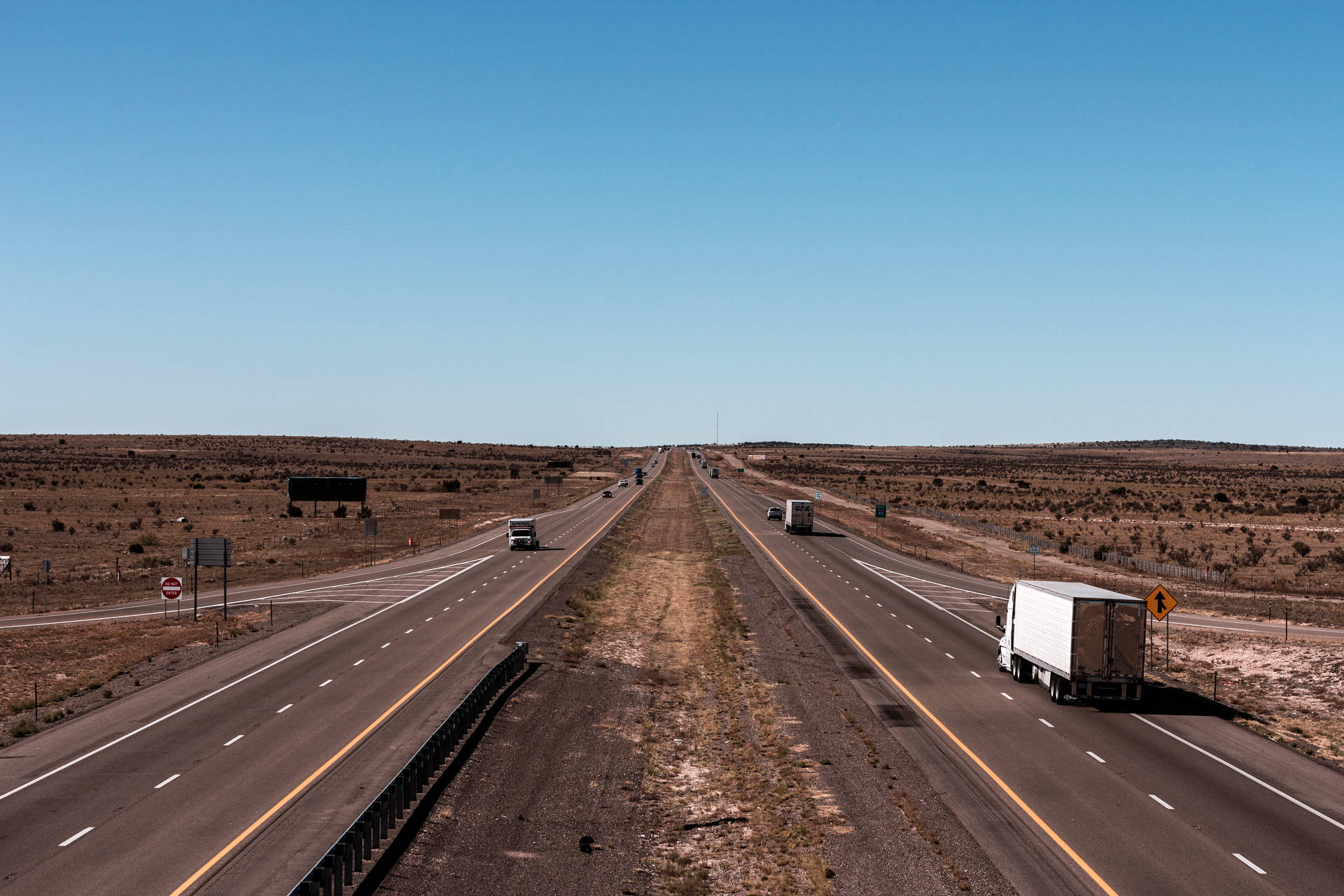Truck Van New Mexico Road Wallpaper