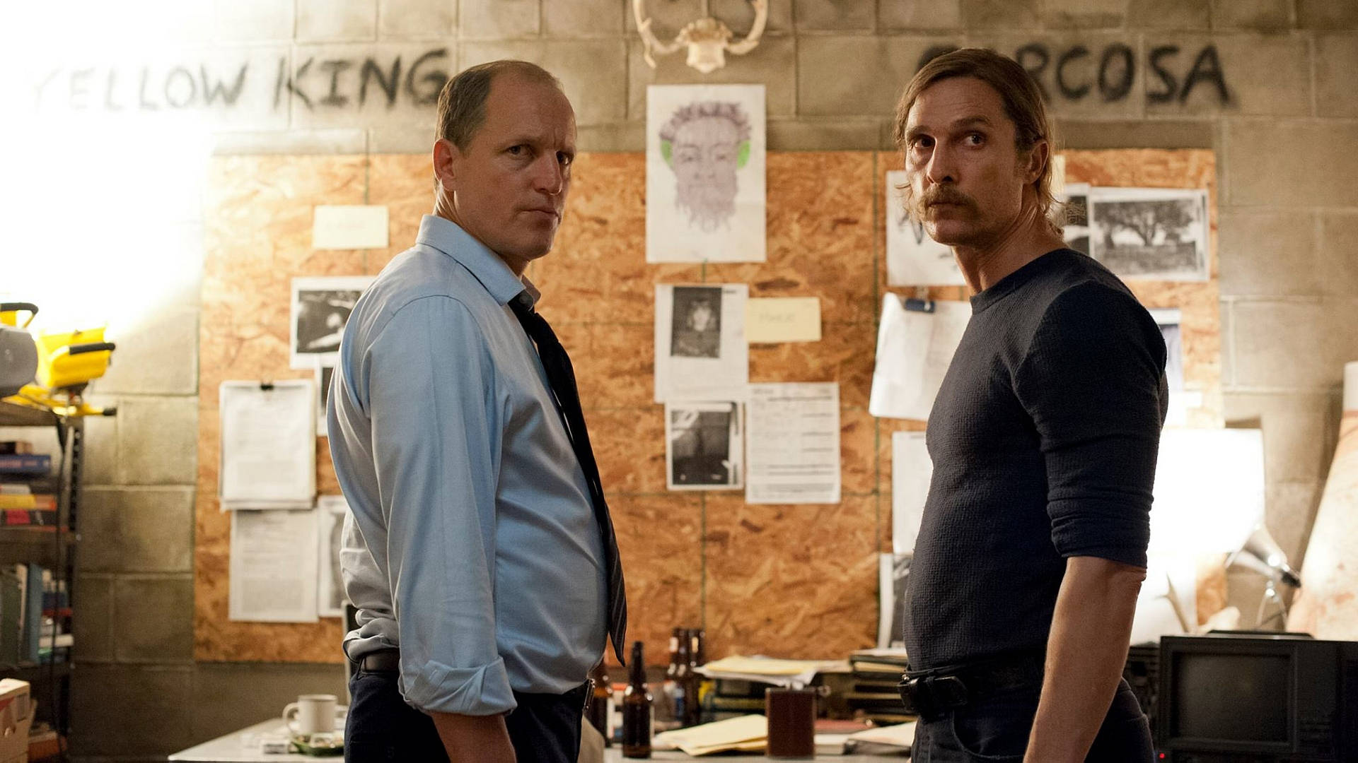 True Detective Cast Matthew McConaughey Og Woody Harrelson Wallpaper