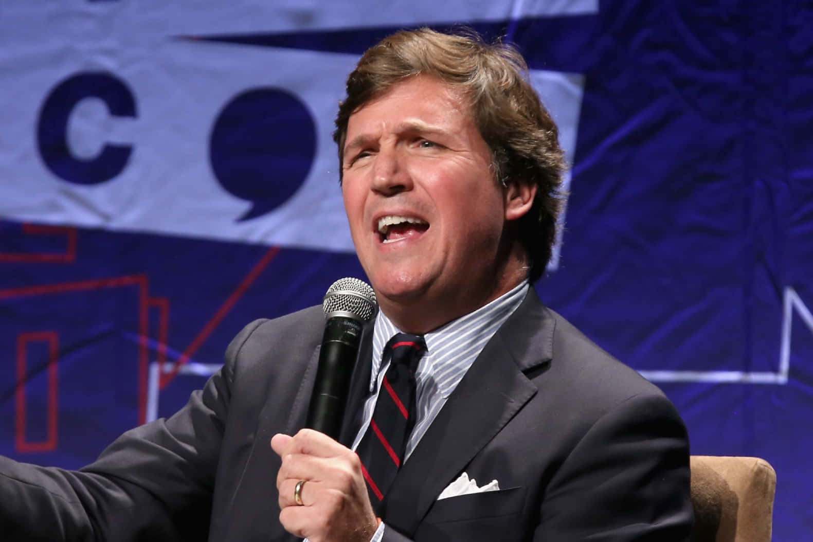 Tucker Carlson Wallpaper