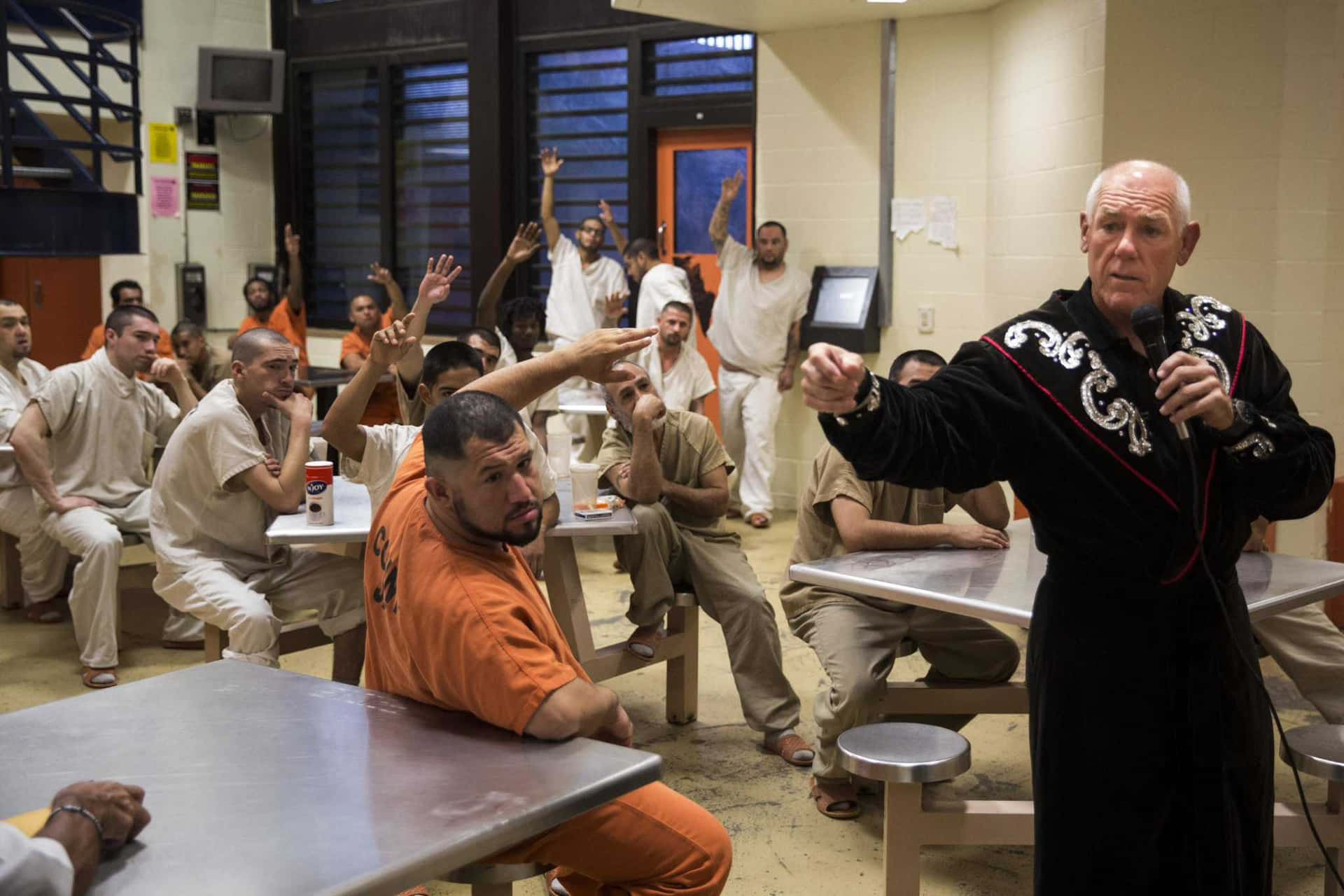 Tully Blanchard Inspiring Inmates With a Speech Wallpaper