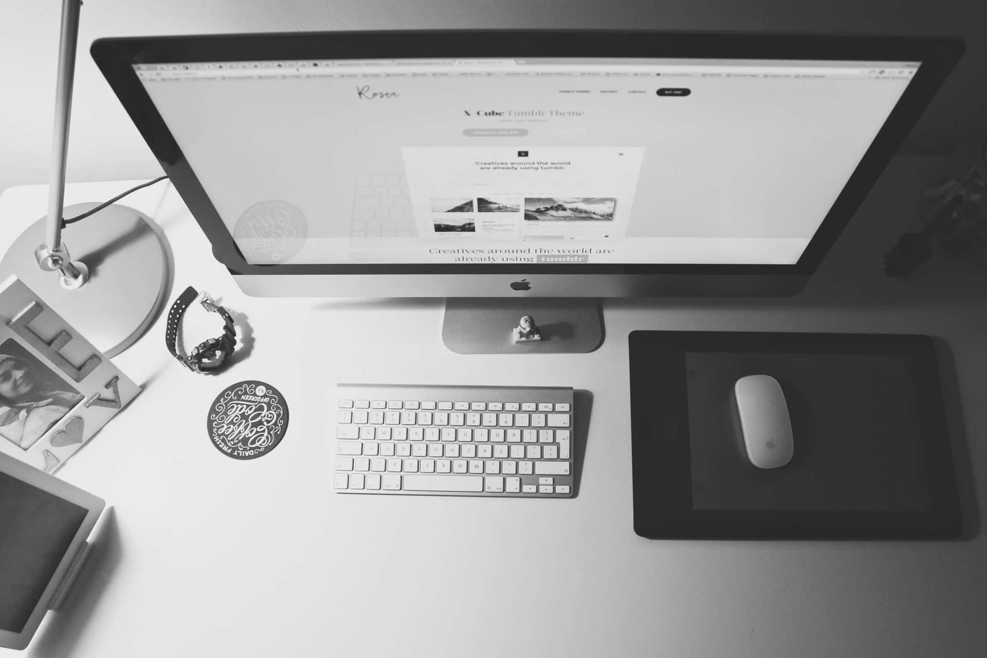 Nyd udsigten fra et minimalistisk Tumblr skrivebordsbaggrund. Wallpaper