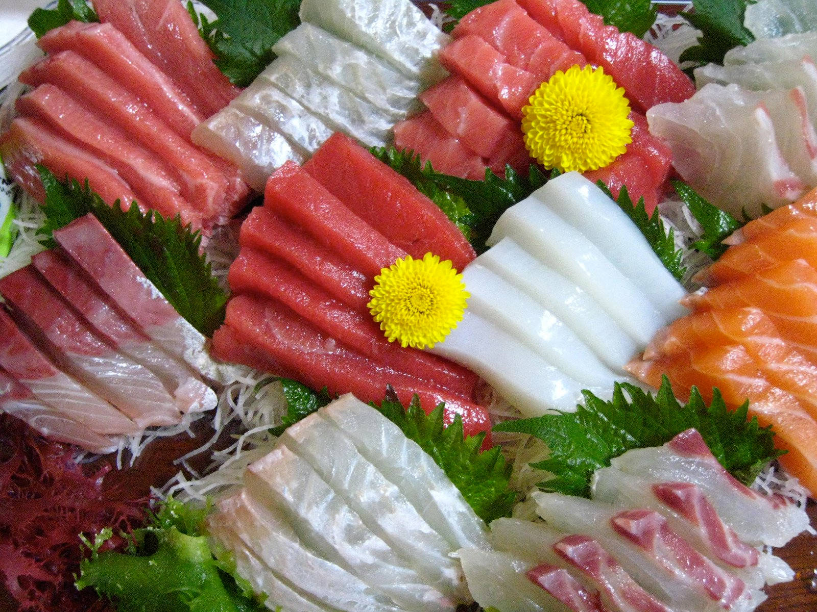 Tuna, Salmon, Mackerel Sashimi Wallpaper