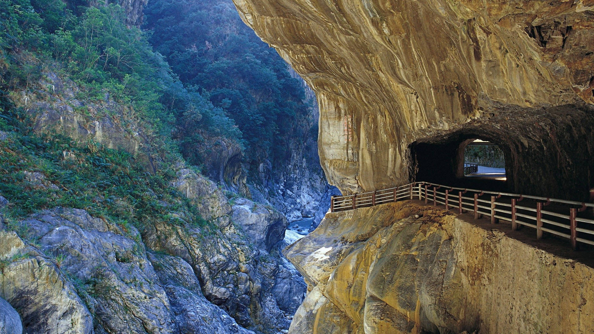 Tunnel Of Nine Turns Taiwan Background