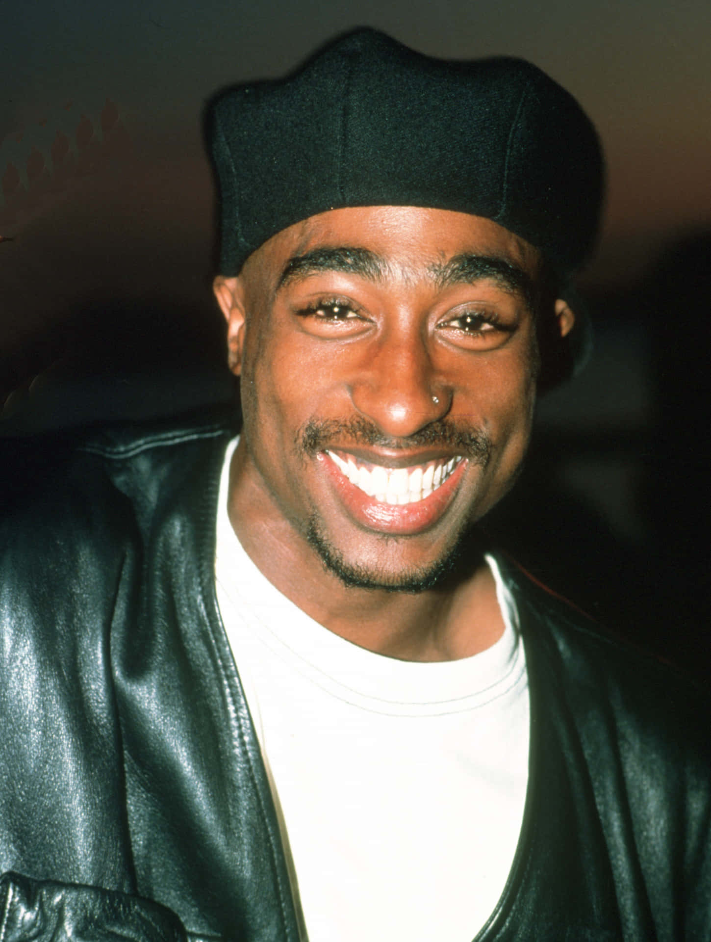 Daserbe Von Tupac Shakur Lebt Weiter.