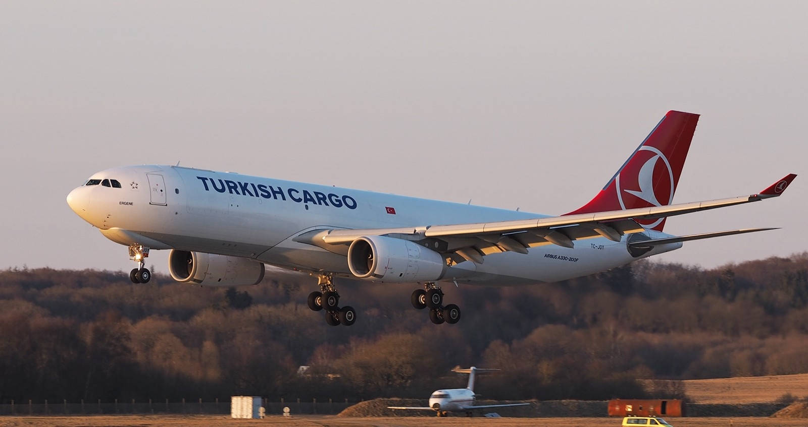 Aviónde Turkish Airlines Turkish Cargo. Fondo de pantalla