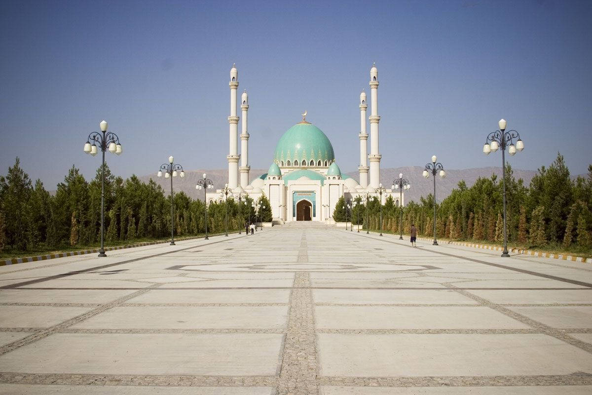 Turkmenistansaparmurat Hajji Mosque In Computer- Oder Handy-hintergrundbildern Wallpaper