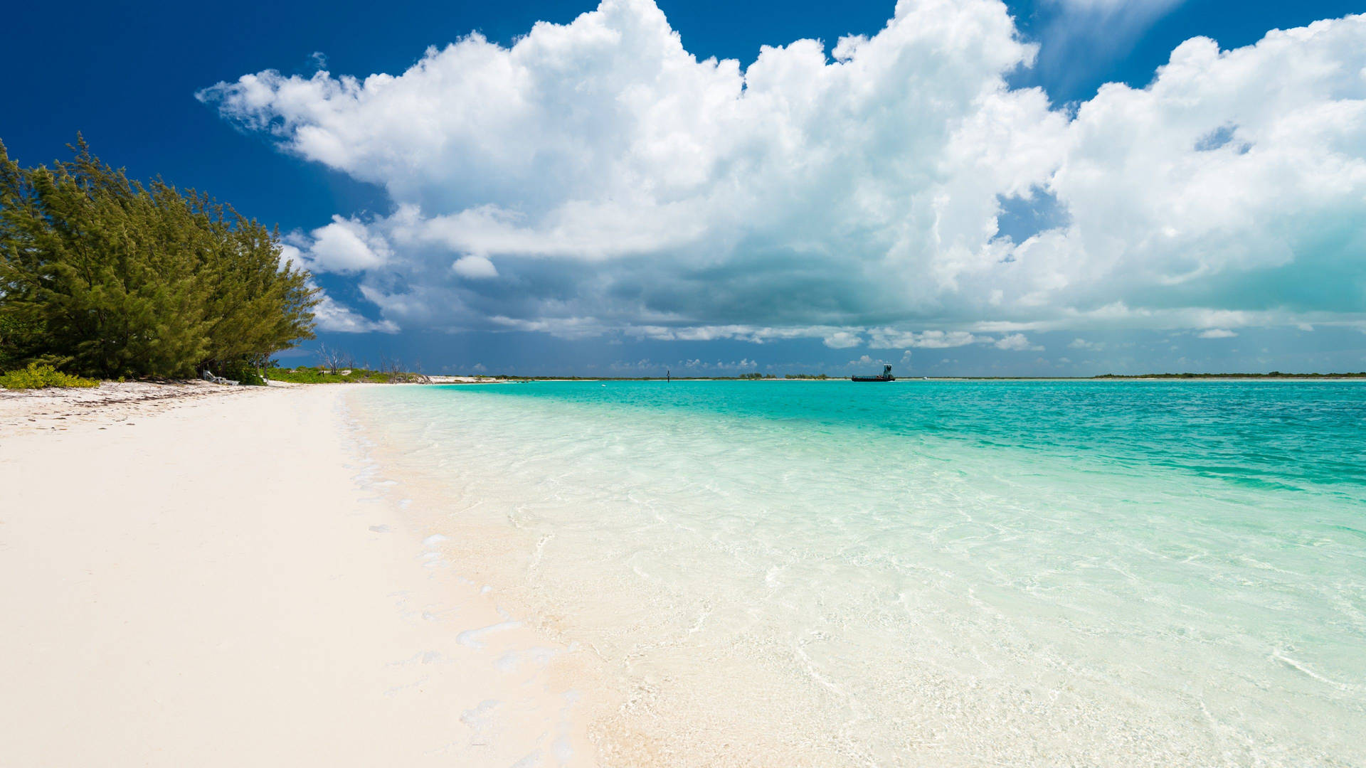 Tường thuật Caicos và Turks - Những hòn đảo Caicos và Turks nổi tiếng với cảnh quan tuyệt đẹp và nền văn hóa đặc biệt của miền Caribe. Hãy xem bức hình này để khám phá sự quyến rũ của các bãi biển trắng tinh khiết và những con sóng vỗ dồn đều suốt cả ngày.