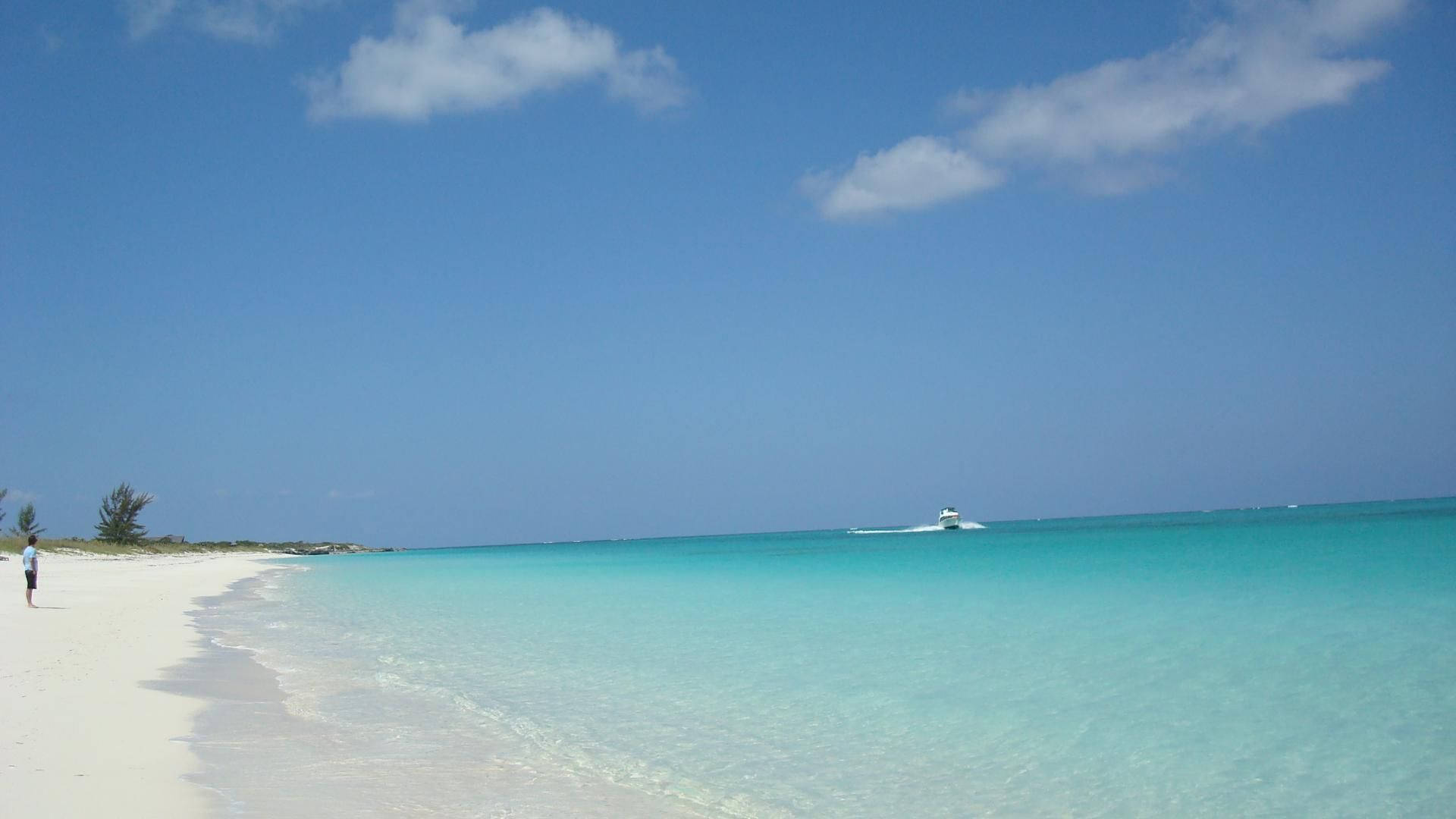 Turks And Caicos Islands Private Boat Wallpaper