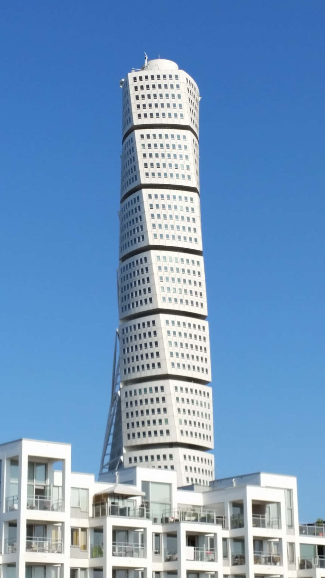 Turning Torso Skyscraper Malmo Wallpaper