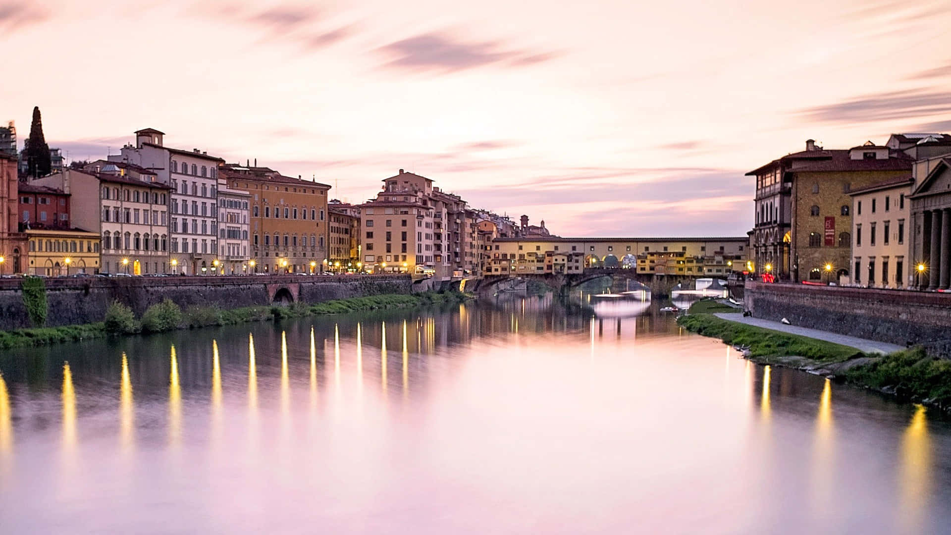 Toscana,panorama Della Città Di Firenze, Ponte Vecchio Sfondo