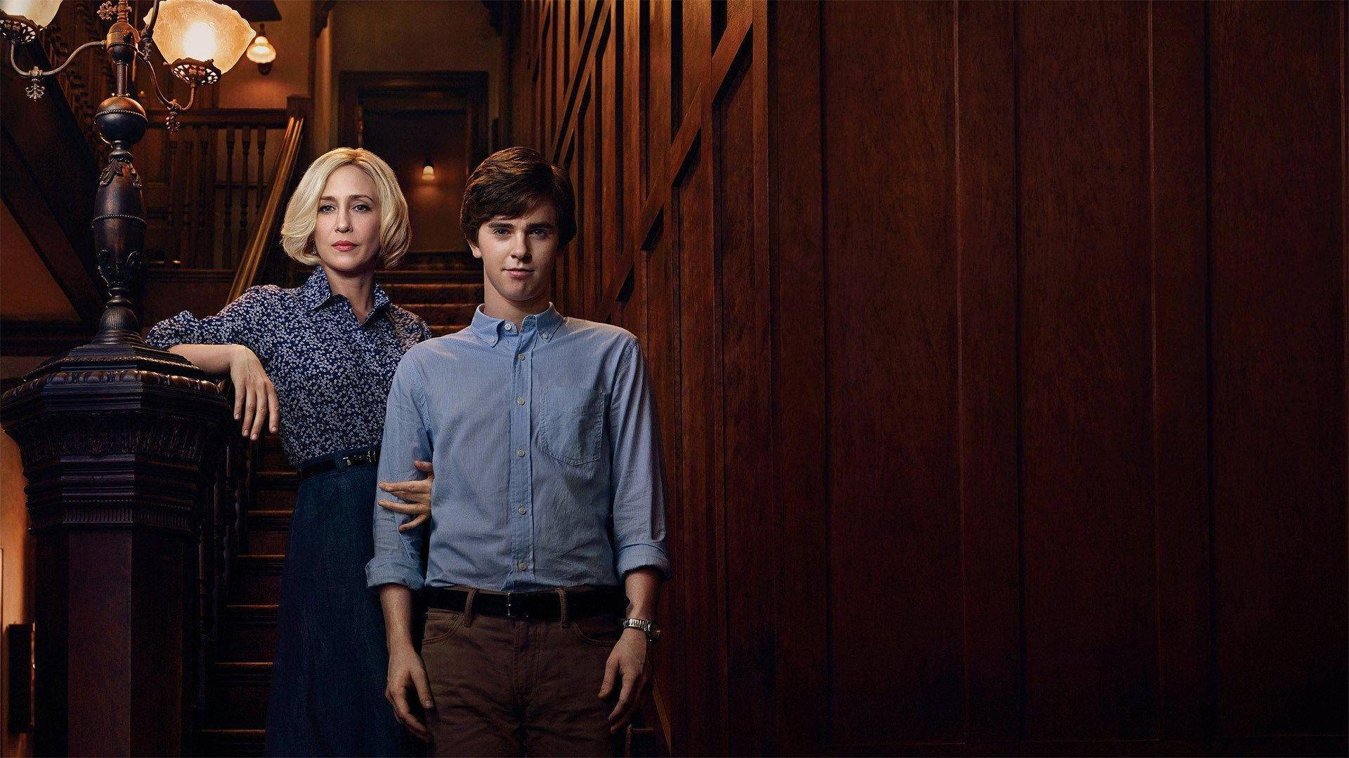 Norma and Norman Bates in Bates Motel Wallpaper