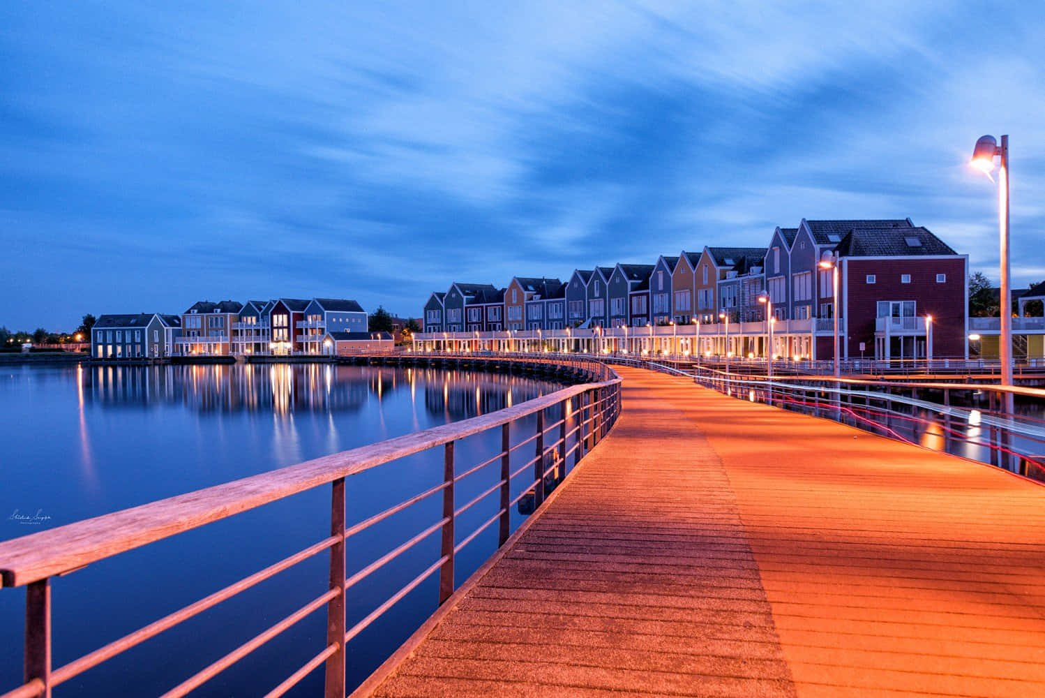 Twilight Waterfront Homes Houten Netherlands Wallpaper