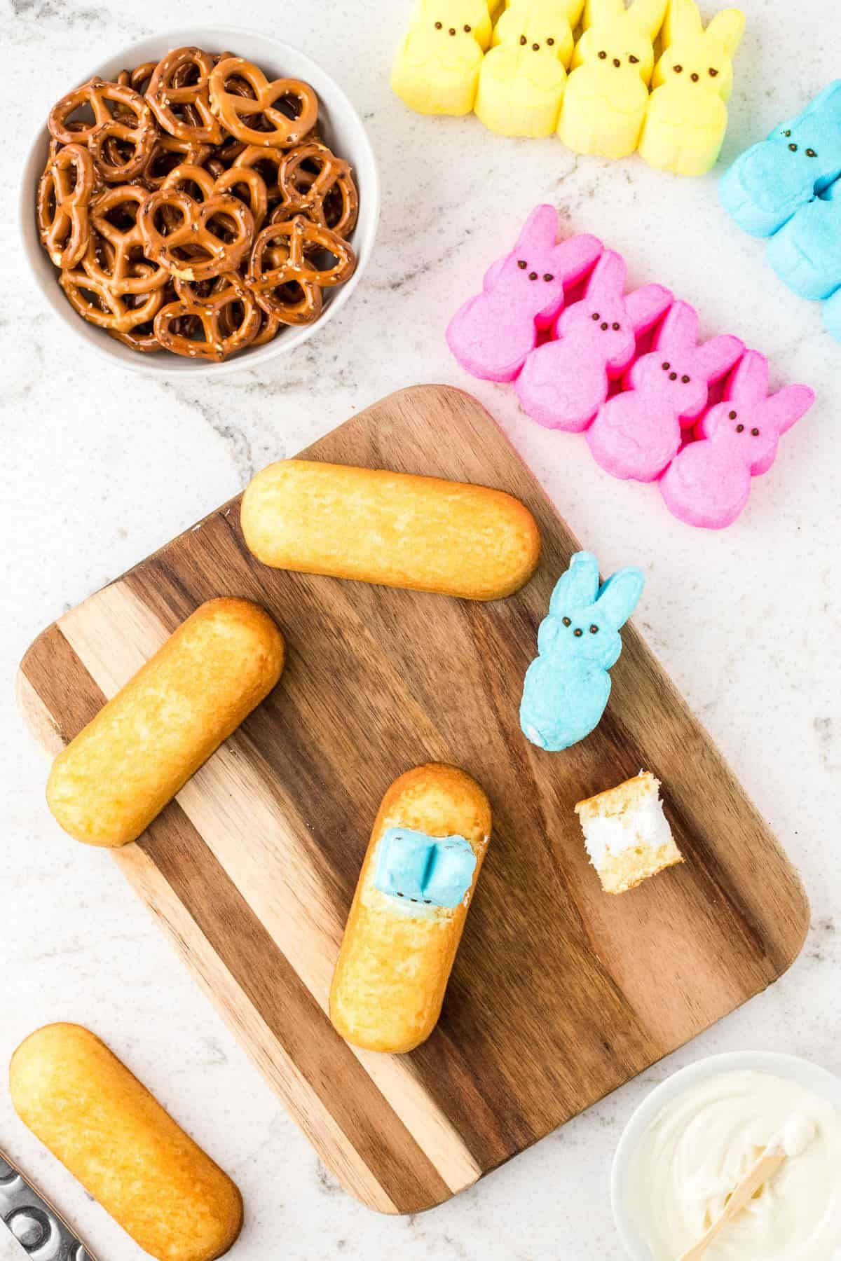 Twinkiesand Easter Treats Display Wallpaper