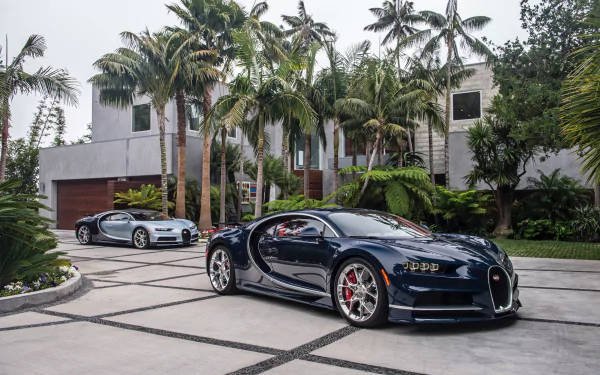 Two Bugatti Chiron 4k Wallpaper