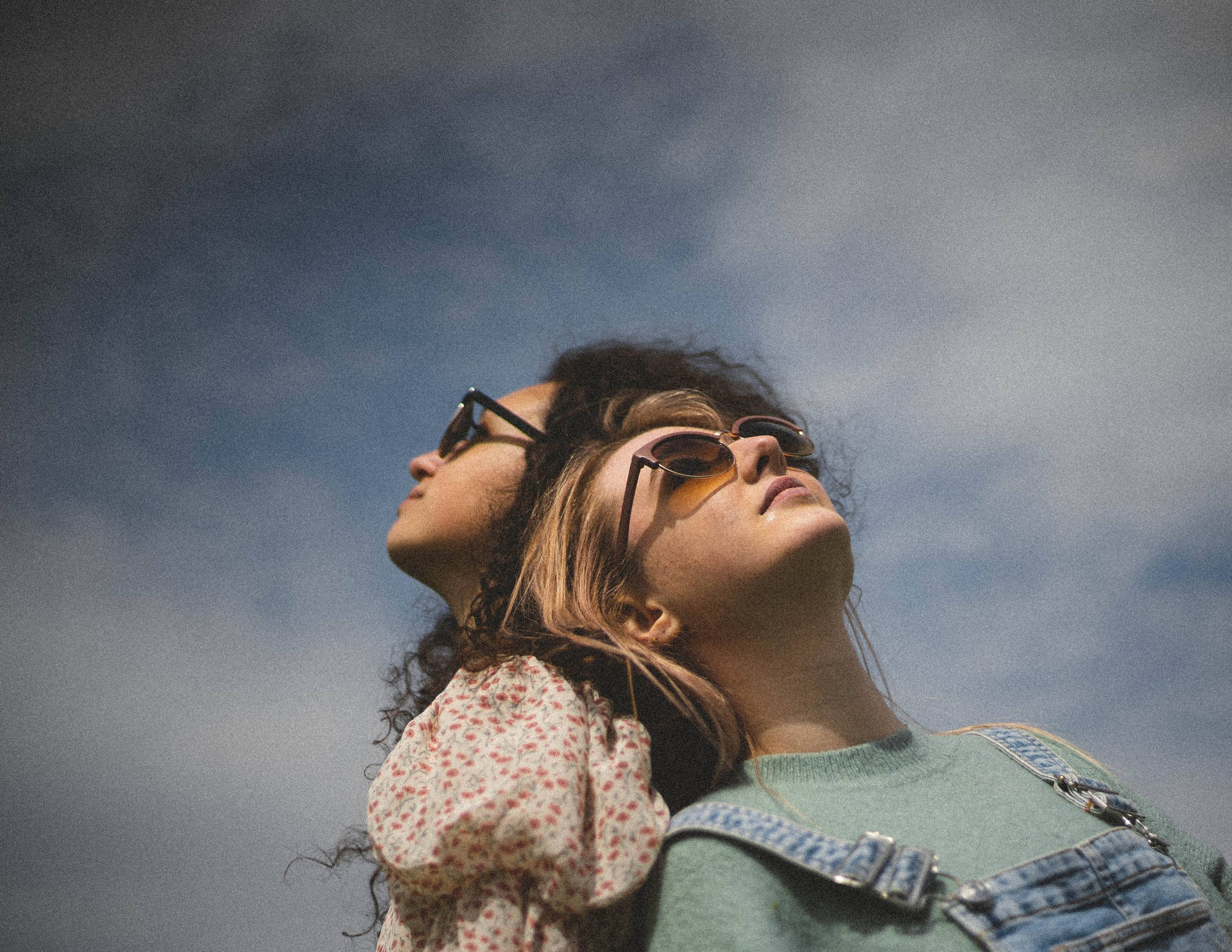 Two Teenage Girls Wearing Sunglasses Wallpaper