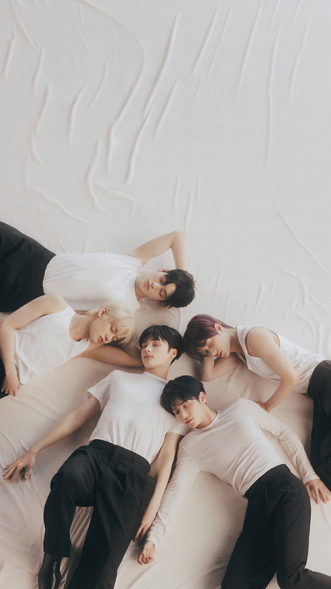 Txt Sleeping On A Bed Wallpaper