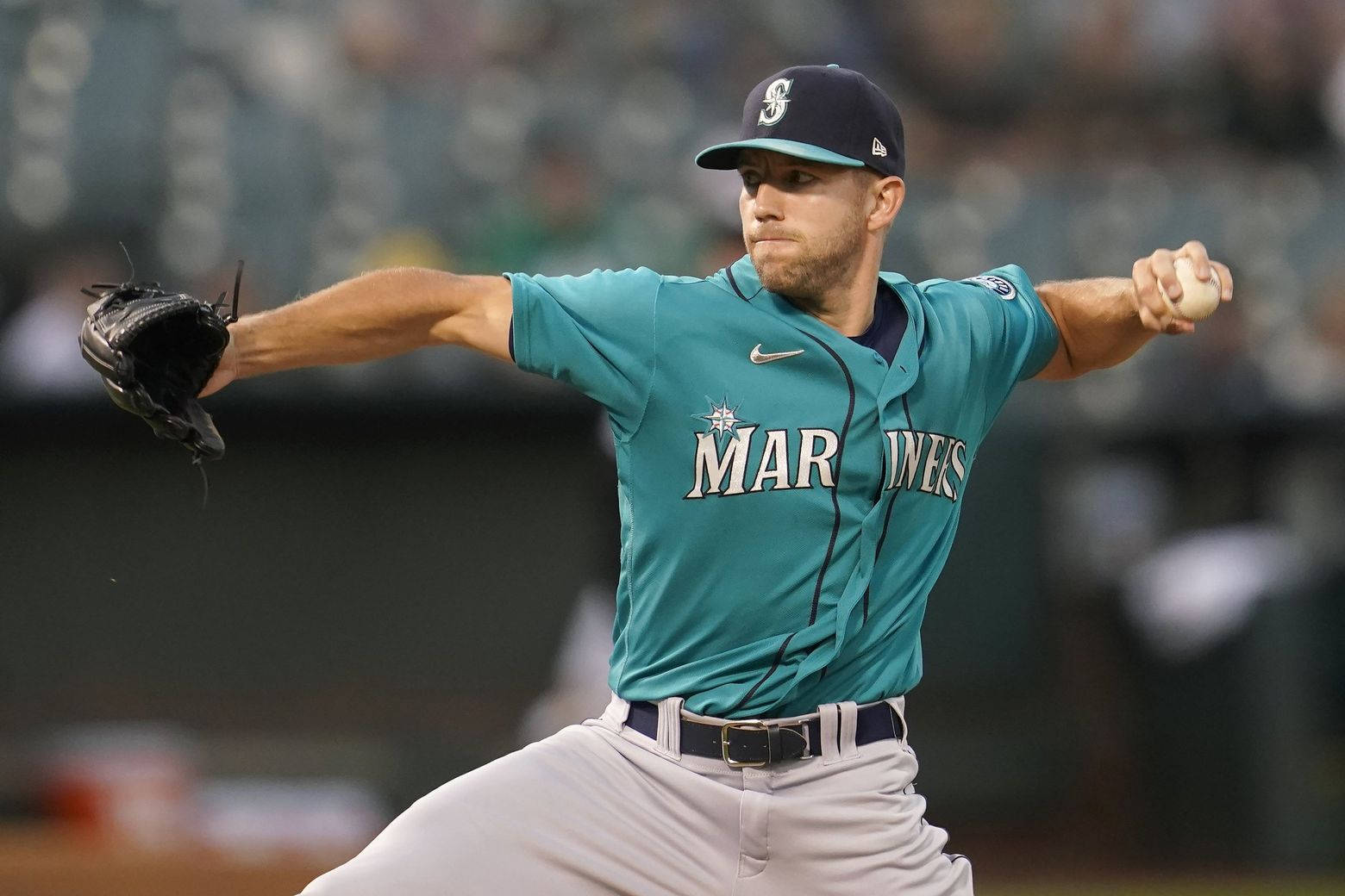 Download Tyler Anderson Wearing Teal Mariners Jersey Wallpaper